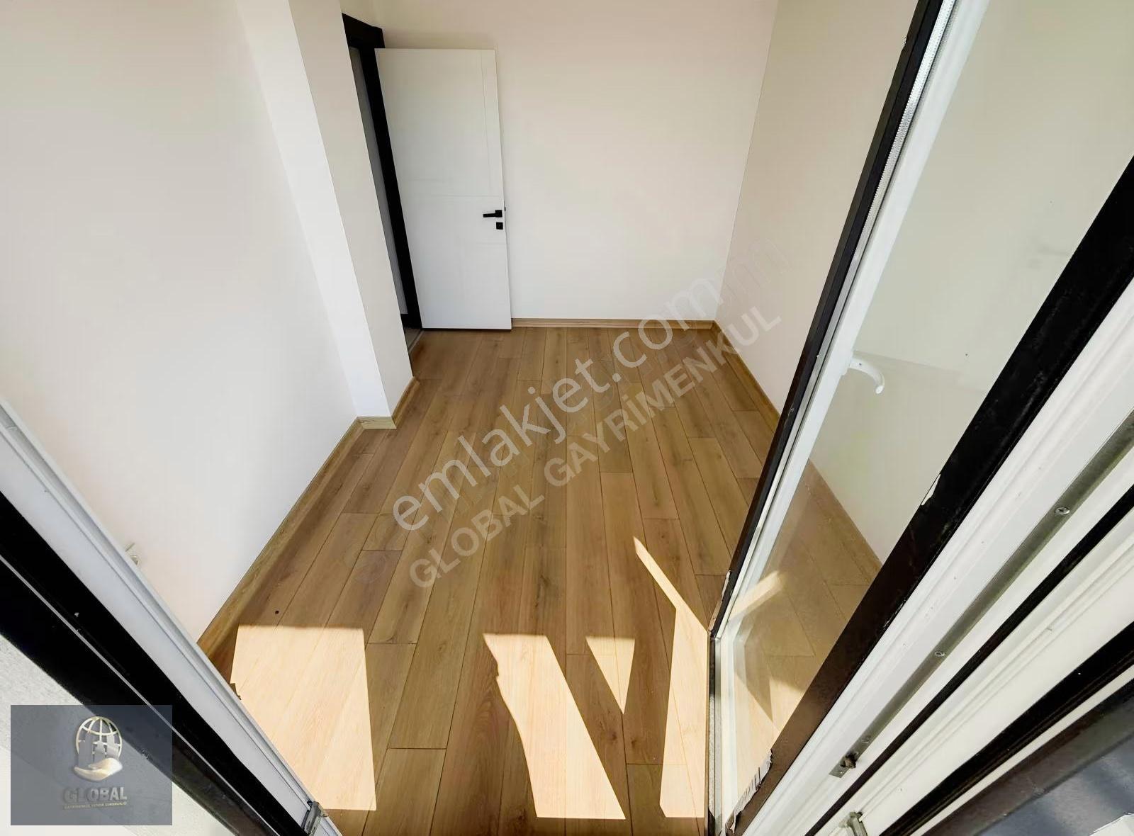 Hürriyet Mah Lüx Site İçi Arakat Sıfır 3+1 Kcambalkon 155m2 - Görsel 3