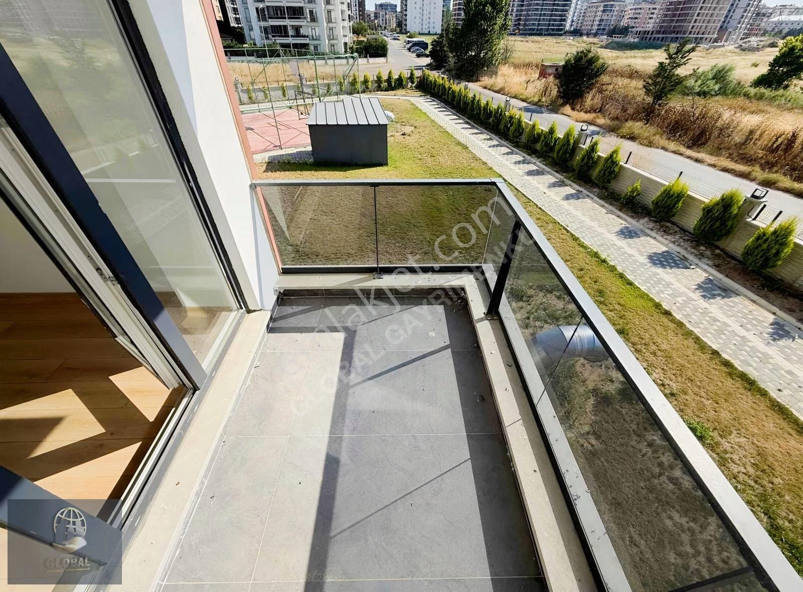 Hürriyet Mah Lüx Site İçi Arakat Sıfır 3+1 Kcambalkon 155m2 - Görsel 16