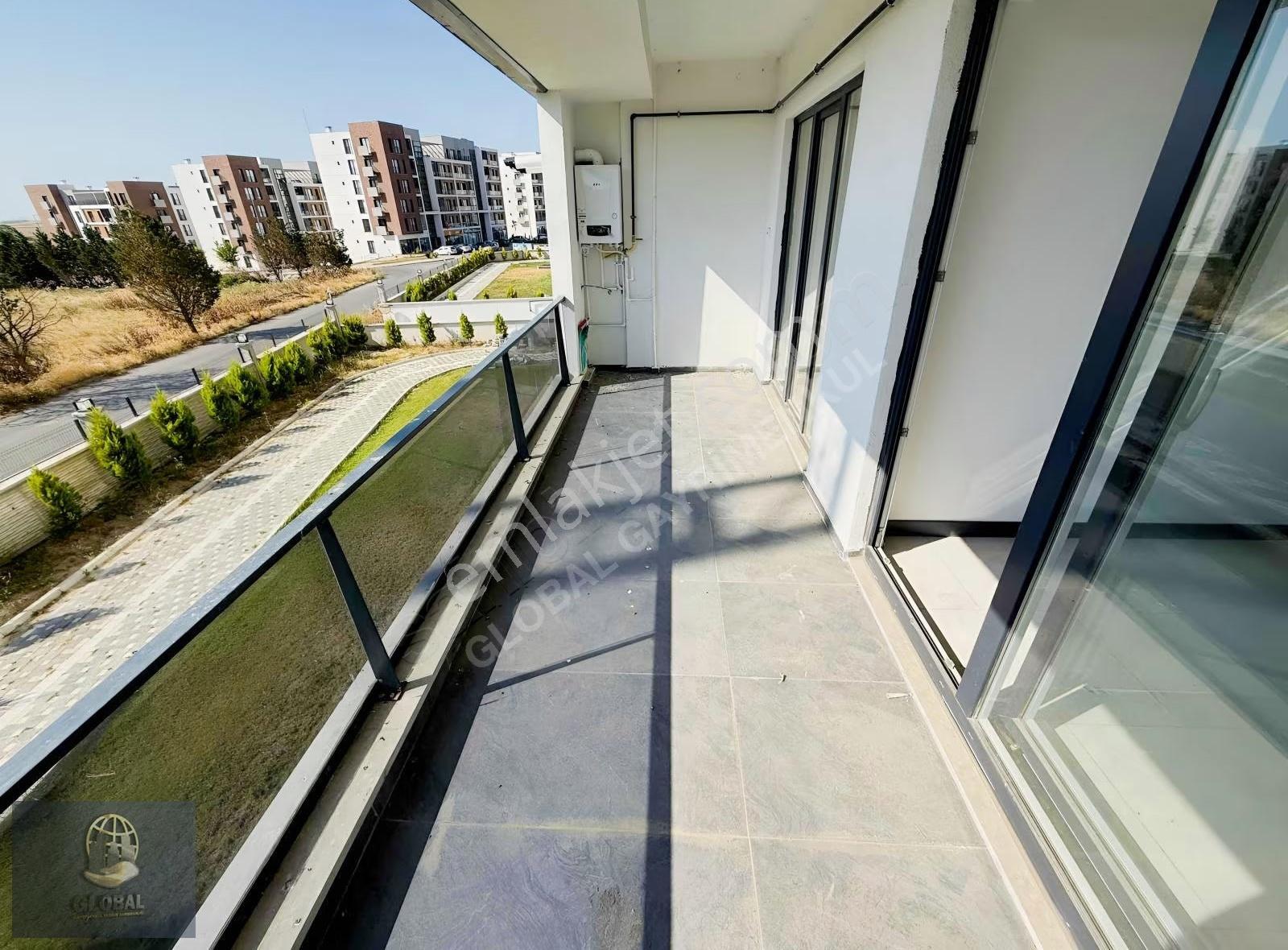 Hürriyet Mah Lüx Site İçi Arakat Sıfır 3+1 Kcambalkon 155m2 - Görsel 9