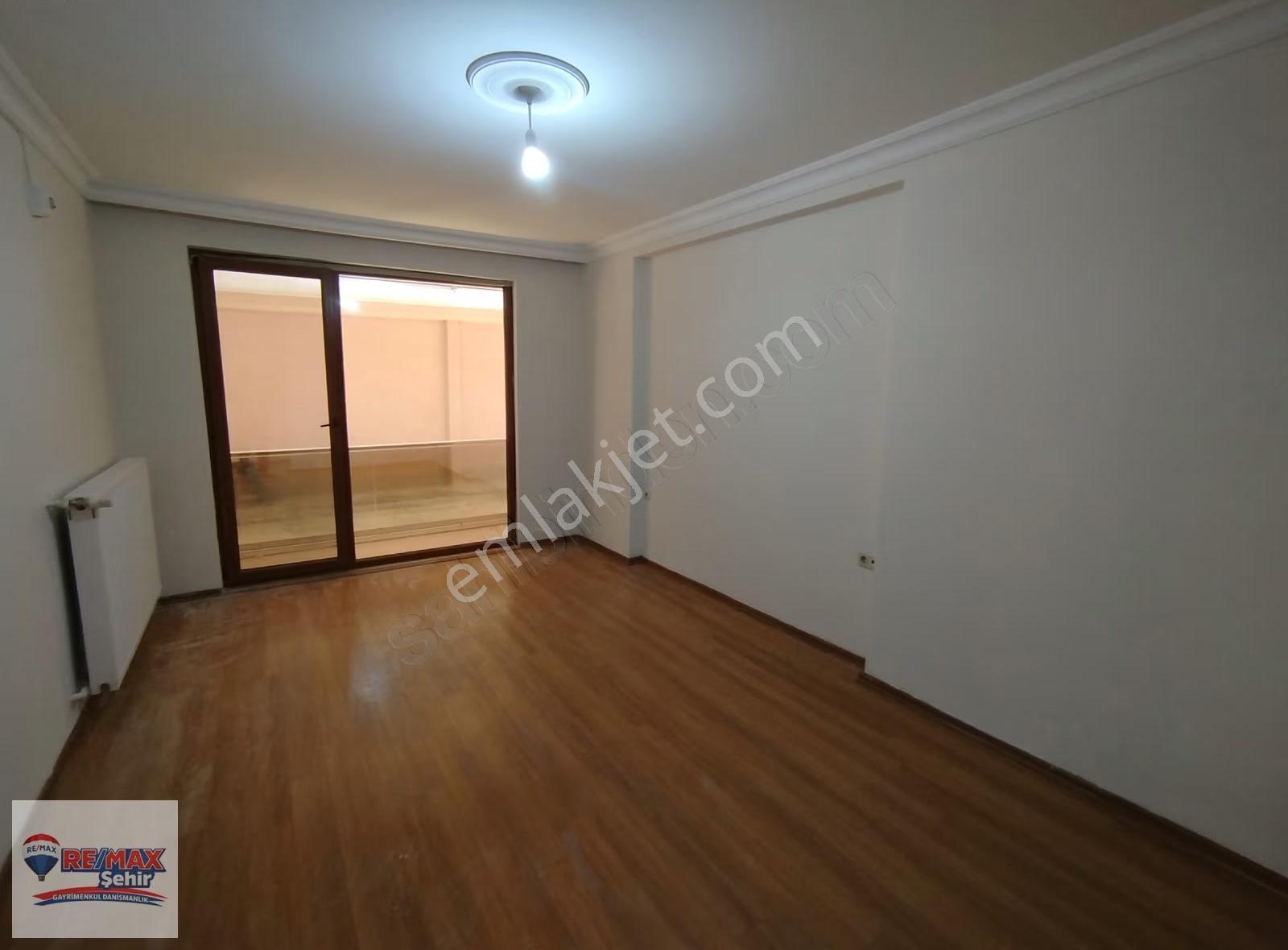 Yalova Remax'dan Merkezde Kiralık Daire - Görsel 24