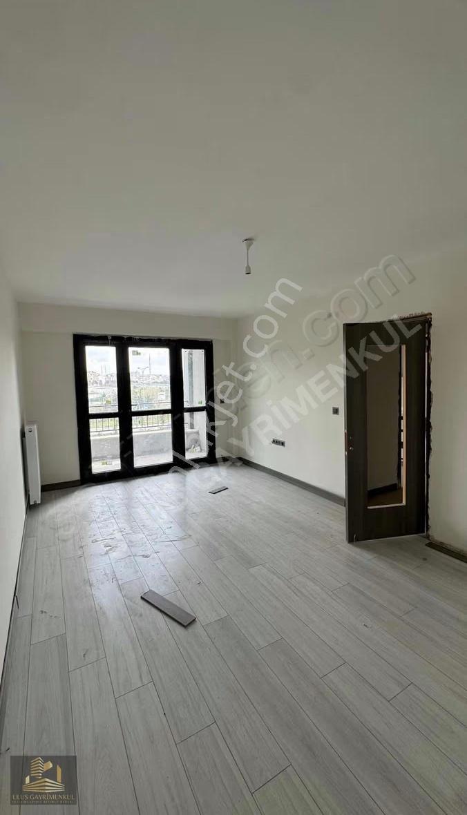 Ulus'tan 3.etap Toki'de 2+1 82m2 Kiralık Daire - Görsel 2