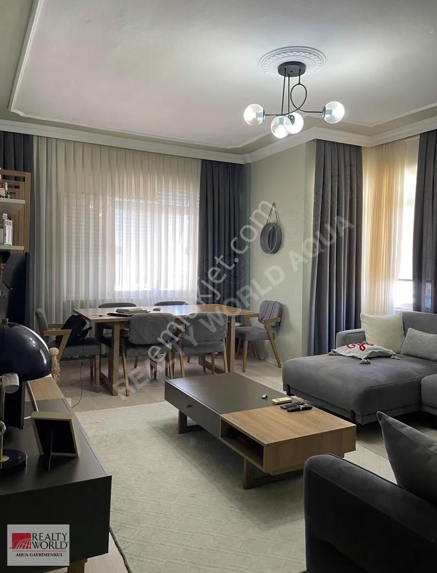 Antalya Merkezde Satılık 2+1 | 108 M² Net | Ara Kat | Asansörlü - Görsel 3