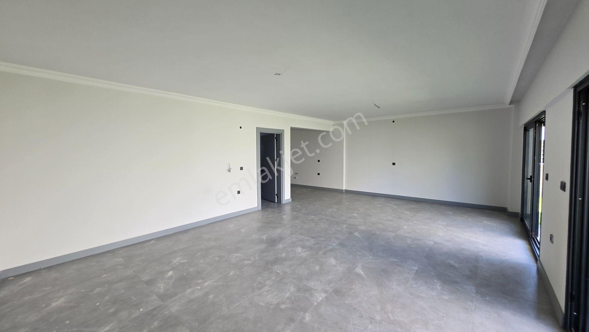 İzmir Buca Kaynaklar'da Sıfır, Lüks Donanımlı 4+2 Müstakil Bahçeli Villa - Görsel 33