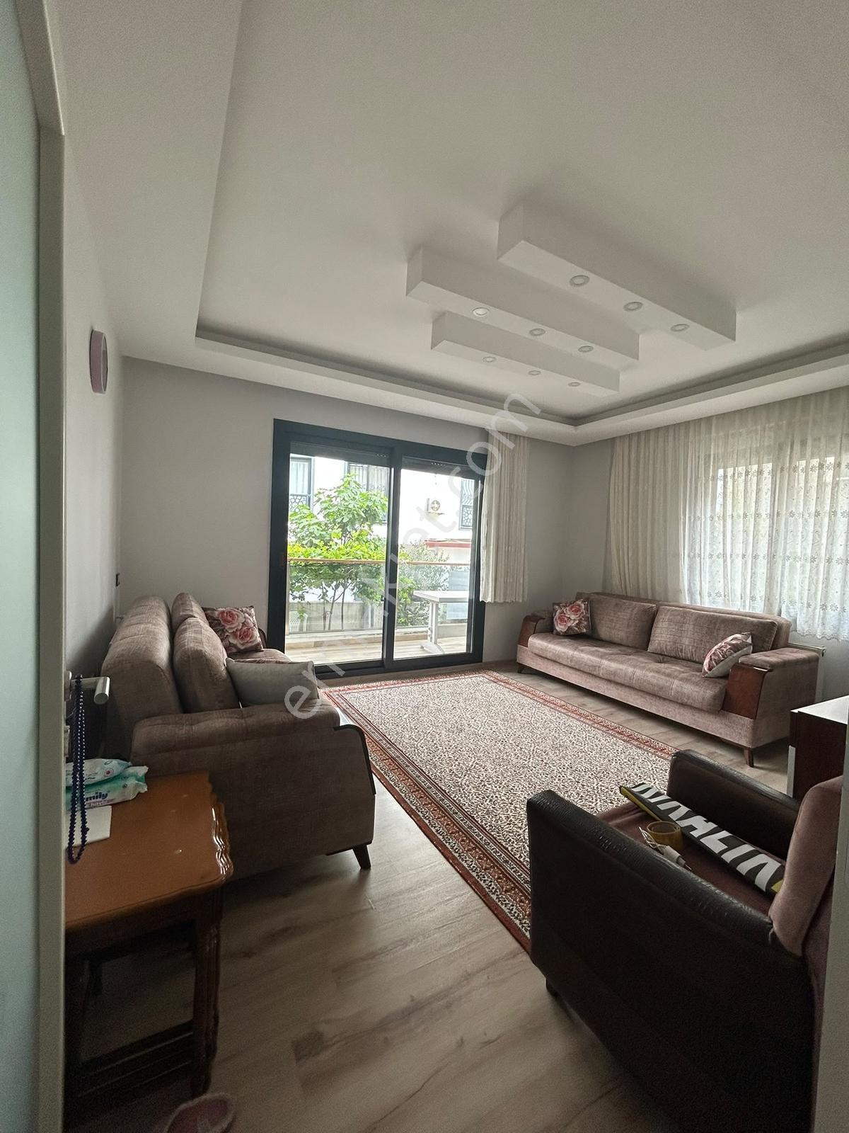 Menderes Cüneytbey'de Bahçeli Eşyalı Kiralık Geniş 1+1 Daire - Görsel 16