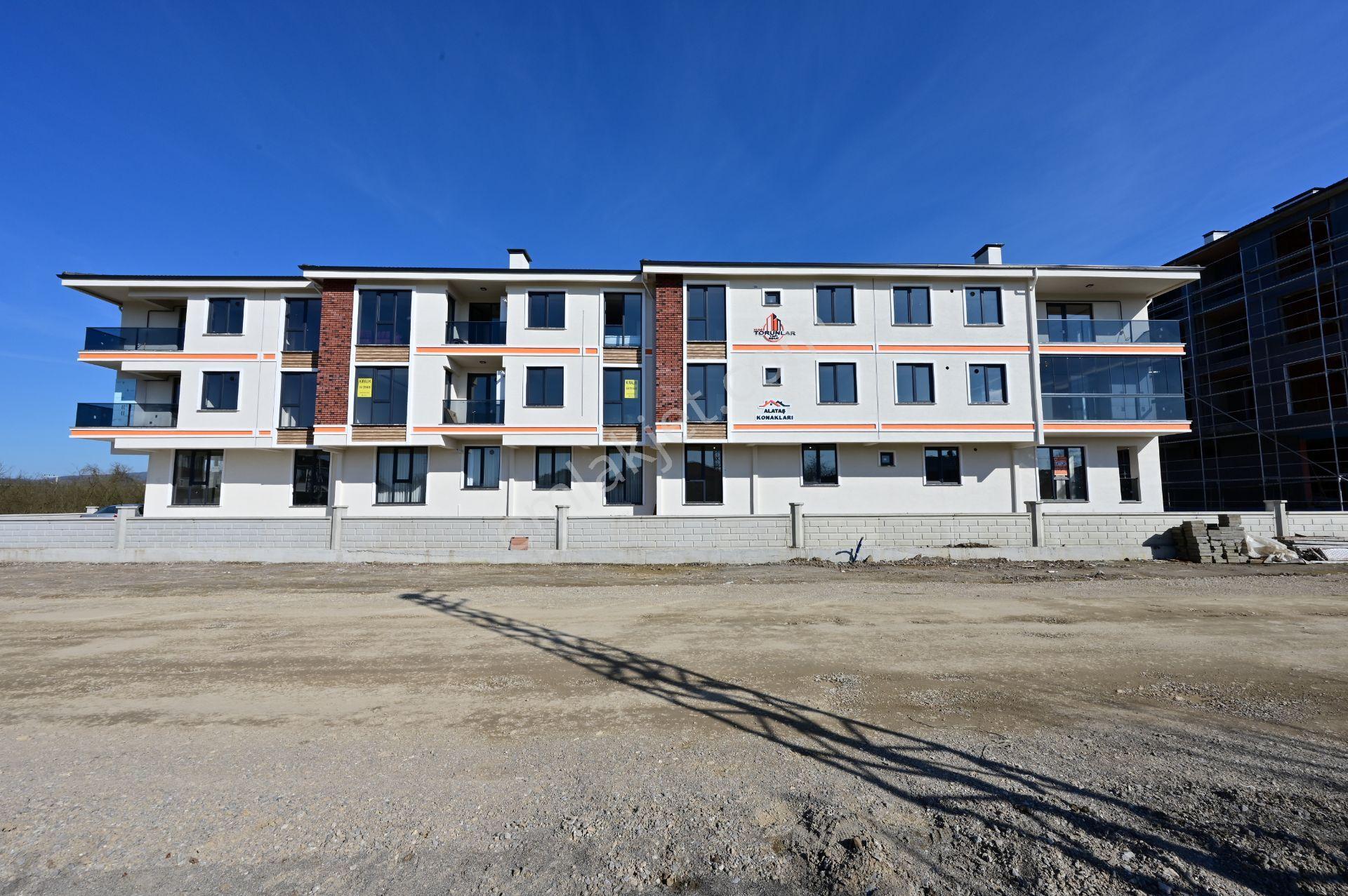 Düzce Merkez Dereli Mah 2+1 Ayrı Mutfak Aydınlık Satılık Daire