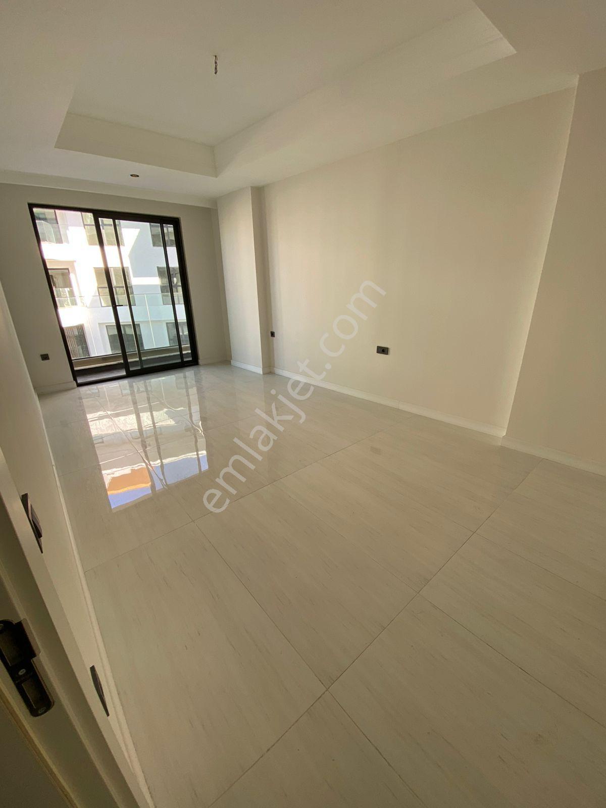 Fırsat Azura World Sitesi Hotel Konsept Full Aktivite 2+1 - Görsel 18