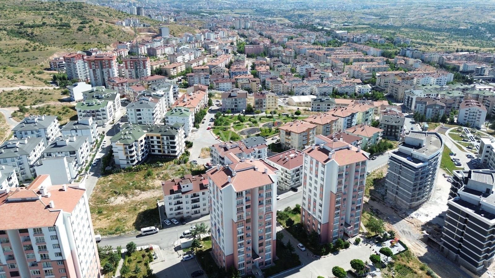 2000 Evler Mah Filiz Kılıç Toki'de Satılık 2+1 Giriş Kat - Görsel 4