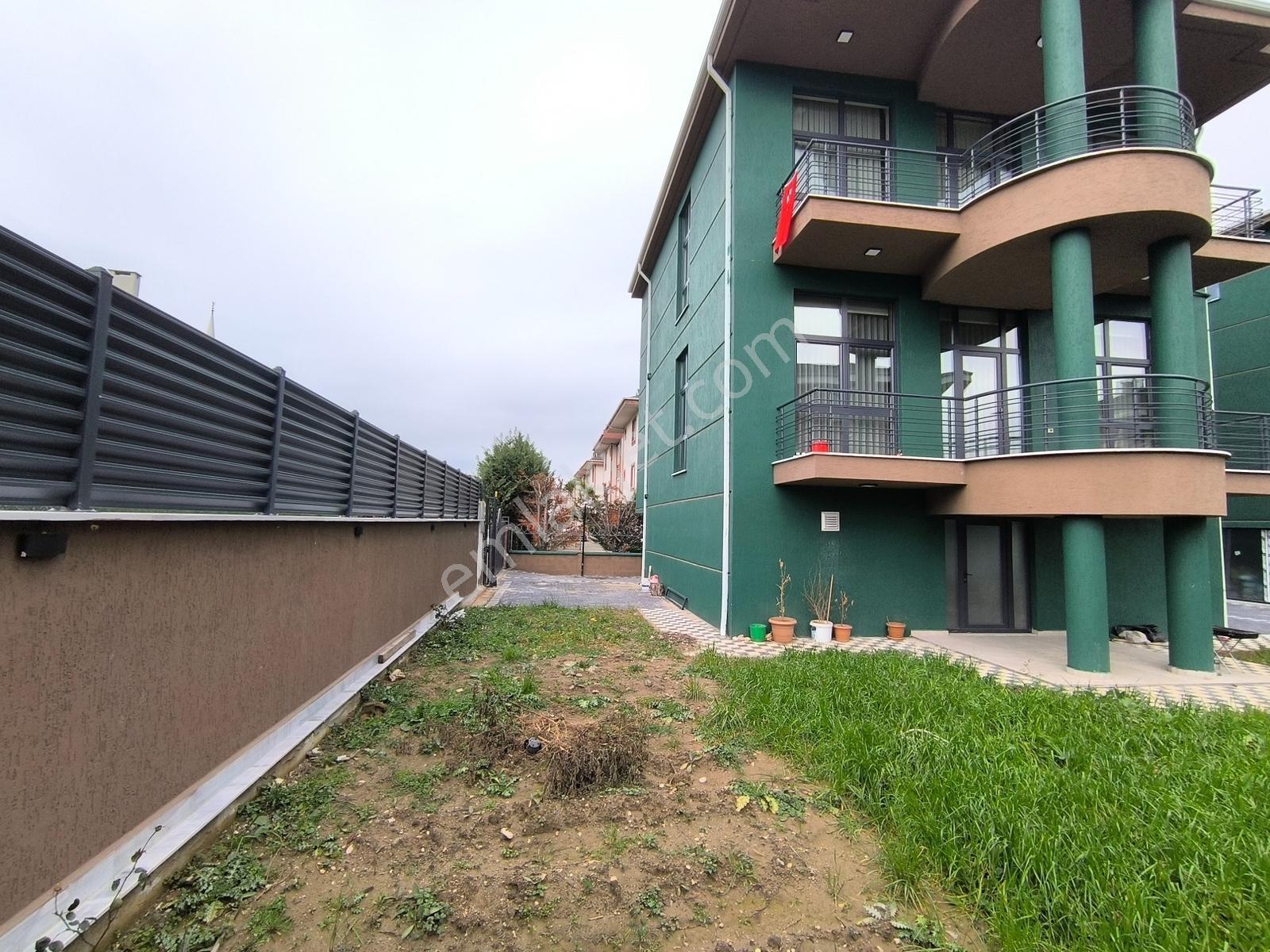 Kariyer'den Merkez'de Satılık 5+2 Villa 296m² Havuzlu Ve Bahçeli - Görsel 21