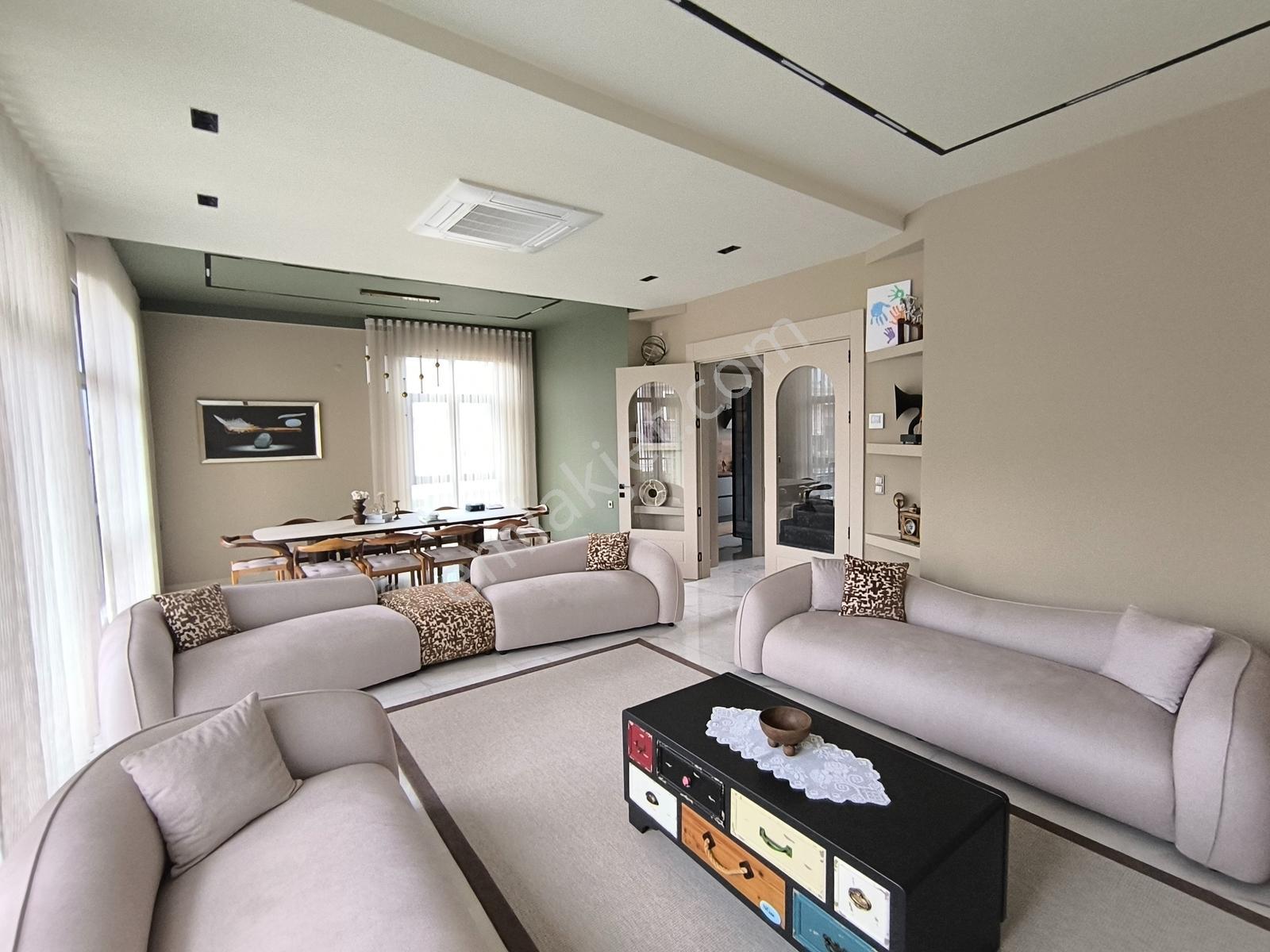 Kariyer'den Merkez'de Satılık 5+2 Villa 296m² Havuzlu Ve Bahçeli - Görsel 13