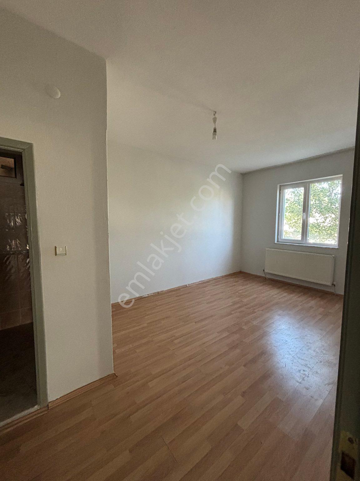 Yeşilöz Mahallesi'nde 3+1 Geniş Balkonlu Kiralık Daire - Görsel 15