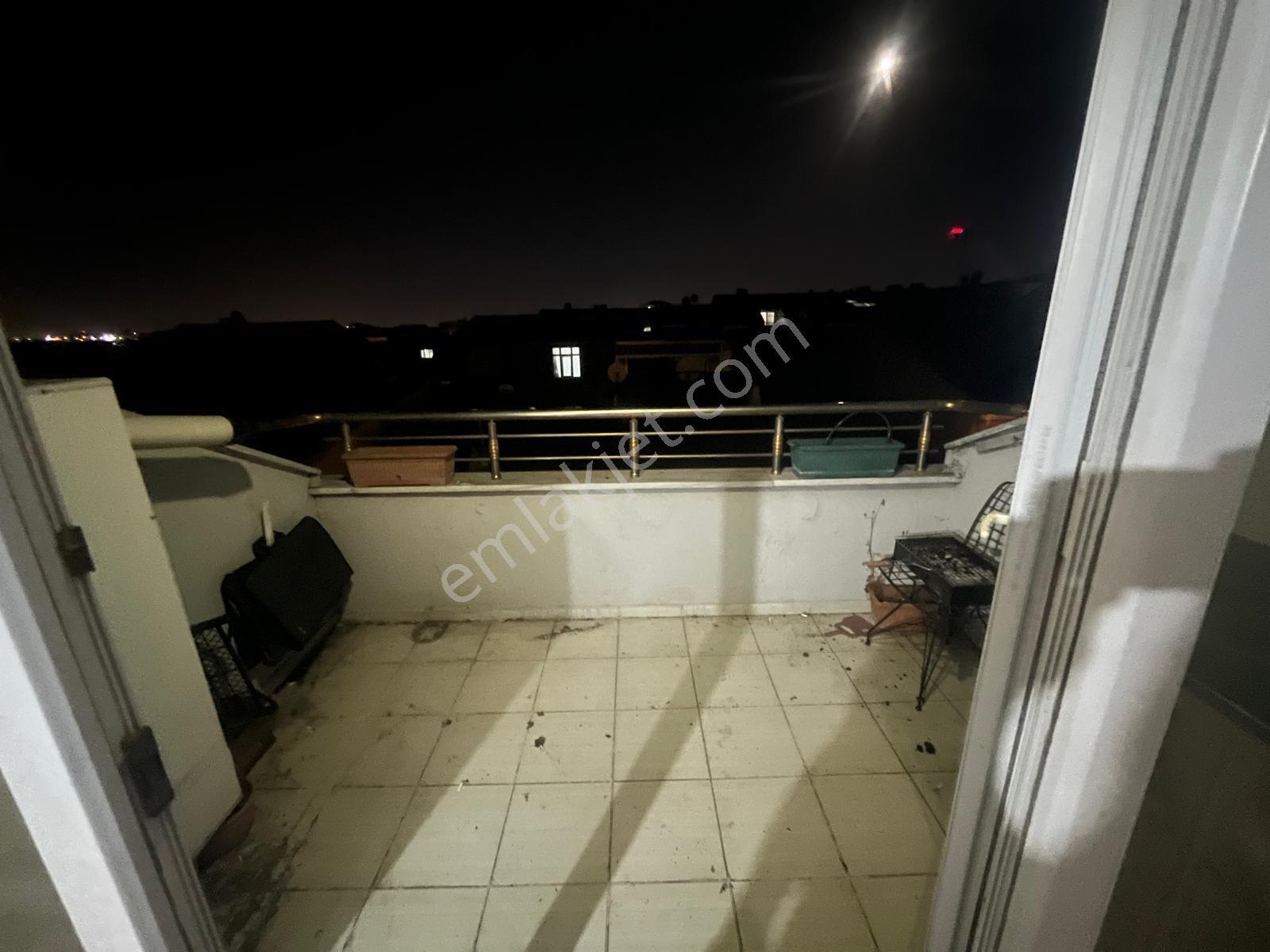 Aydın İnş. Cebeci Mh 2+1 90m2 Çatı Katı Tramvayın Dibi Bekara Uygun - Görsel 5