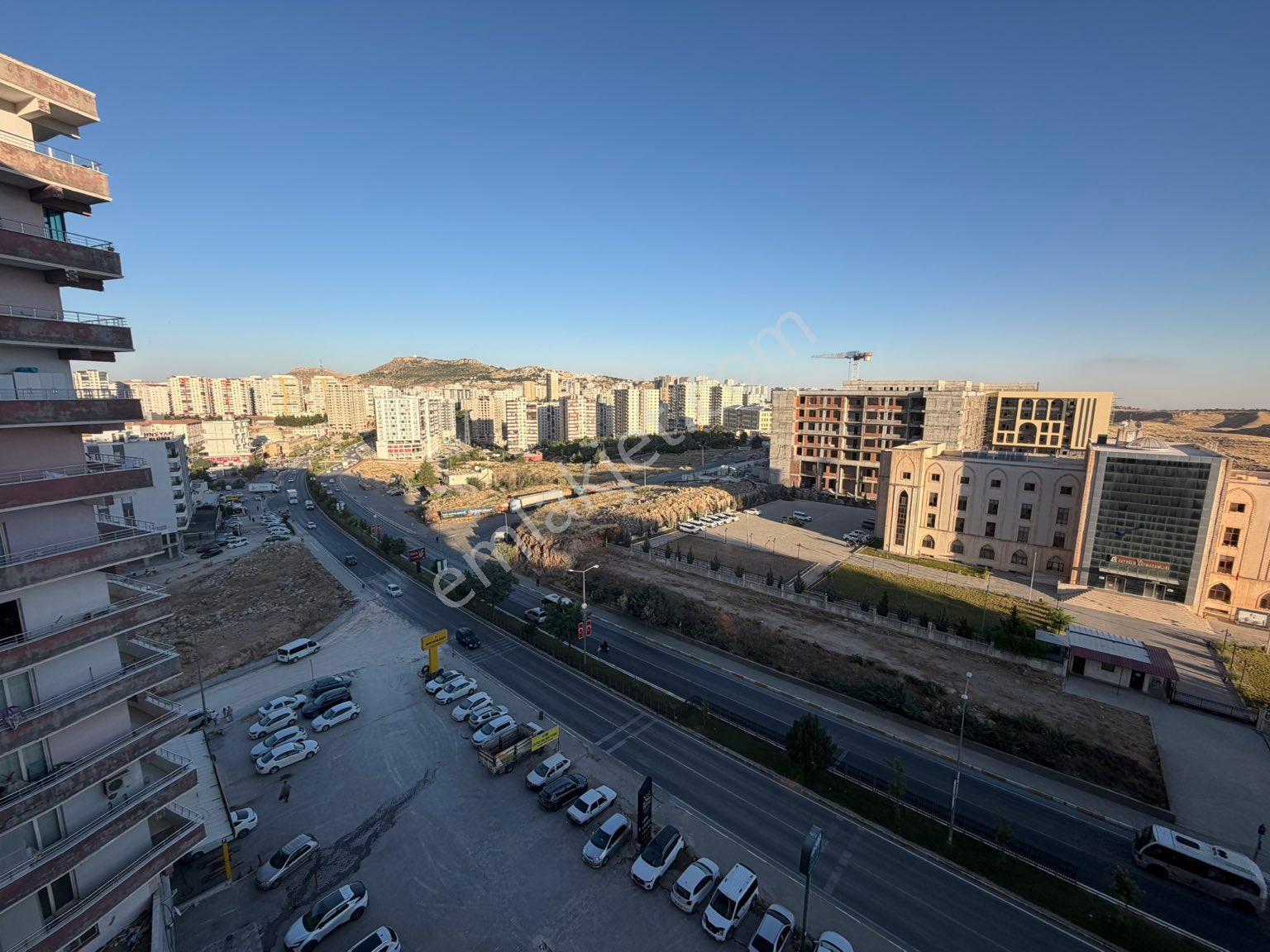 Şehir Merkezinde Devlet Hastanesi Civarı Kaymakamlık Karşısı 3+1 Kiralık Daire - Görsel 9