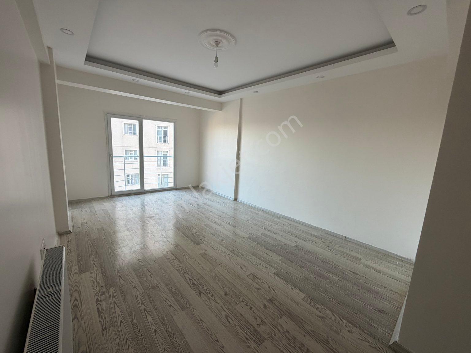 Şehir Merkezinde Devlet Hastanesi Civarı Kaymakamlık Karşısı 3+1 Kiralık Daire - Görsel 6