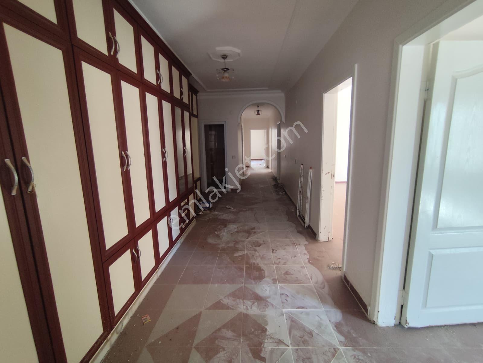 Artuklu Ravza Caddesi'nde Kaçırılmayacak Fırsat! 3+1 Kiralık - Görsel 16