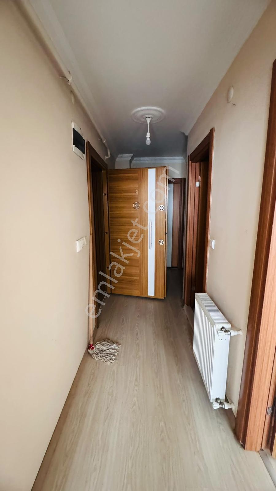 Kiralık 2+1 Teraslı Çarşı İçinde Daire - Görsel 3