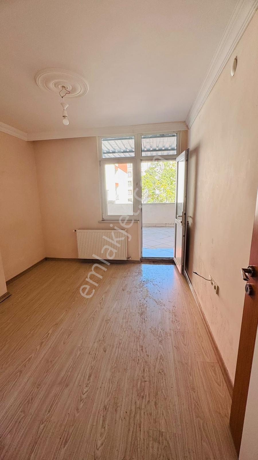 Kiralık 2+1 Teraslı Çarşı İçinde Daire - Görsel 13