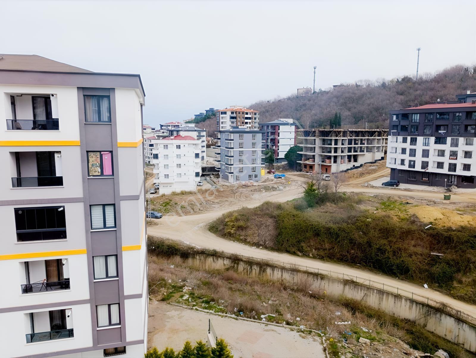 Tranvaya Yakın 2. Katda Kiralık Geniş 1+1 Daire Cam Balkonlu !!! - Görsel 35