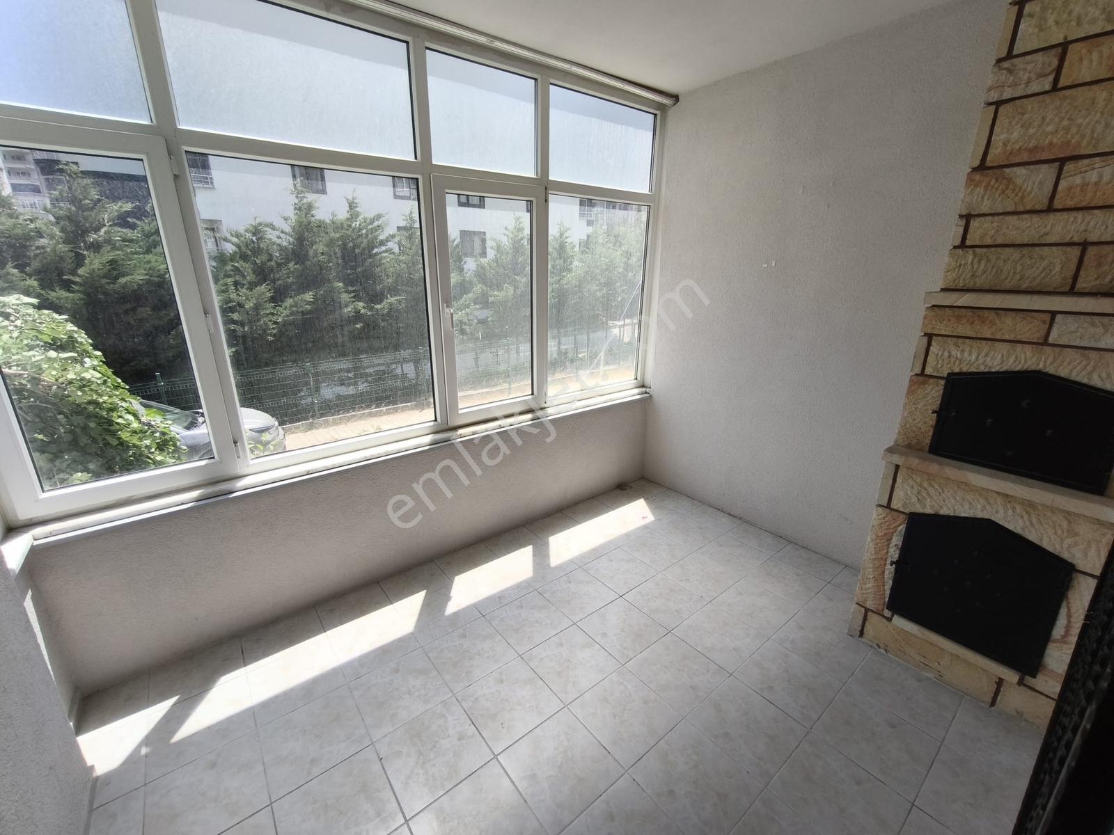 Ekşioğlu Mavikent Sitesinde 3+1 160 M2 Balkonlu Ebeveyin Banyolu - Görsel 4