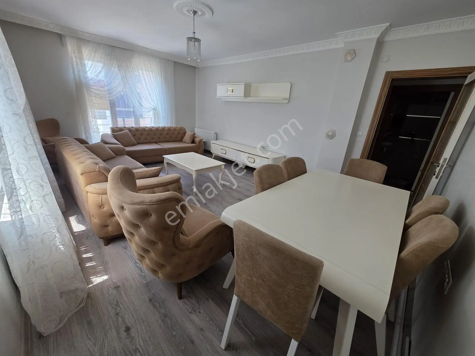 Çobançeşme'de Site İçerisinde 2+1 Full Eşyalı Arakat Kiralık - Görsel 4