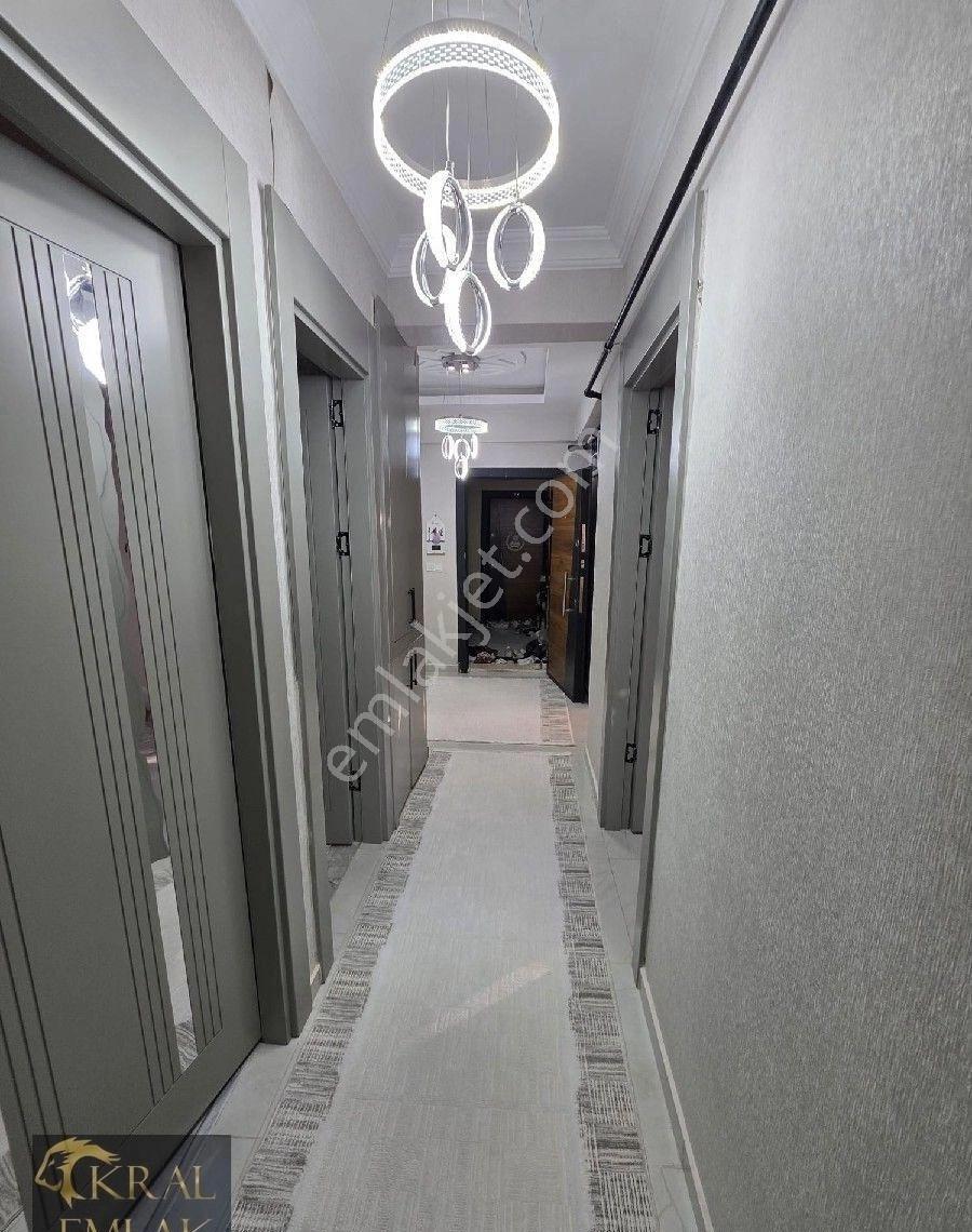 Bülbül Zade Mahallesi De Cadde Üstü Satılık Daire - Görsel 11