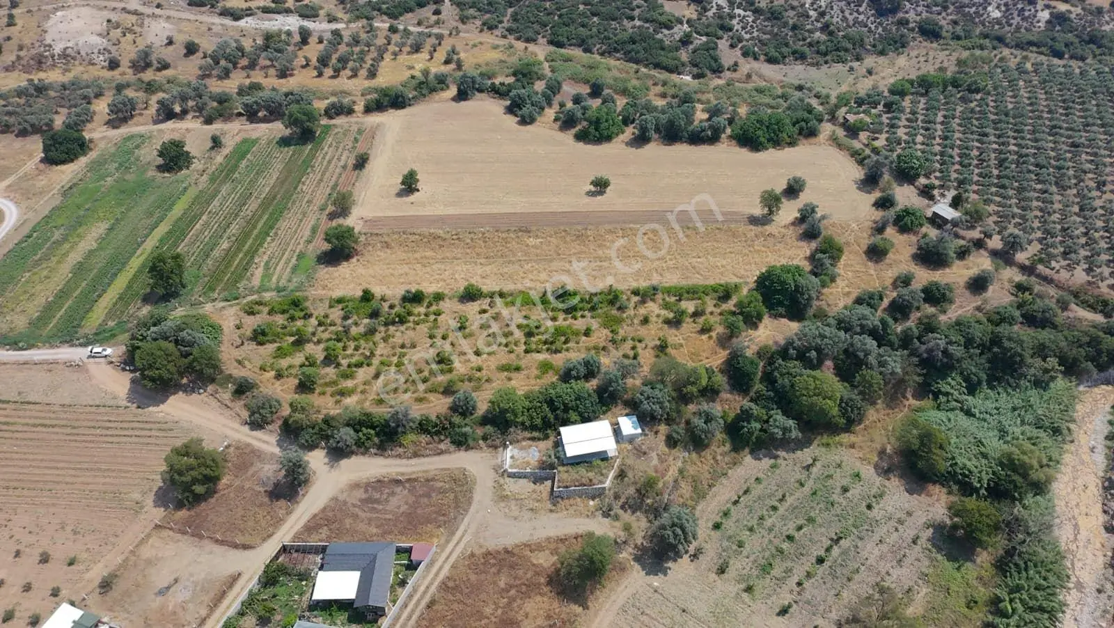 Geleceğe Yatırım: Menderes Dereköy’de Tek Tapu 2353m² Tarla - Görsel 3