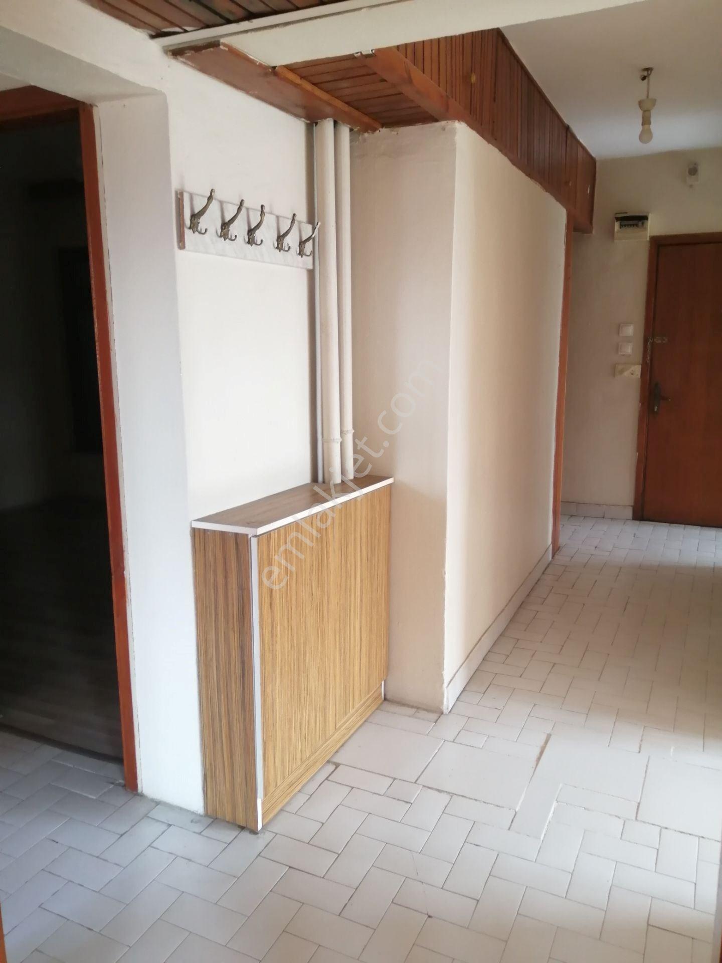 Bolu Karamanlı Mah. Ara Kat Önü Açık 3+1 Satılık Köşe Daire - Görsel 17