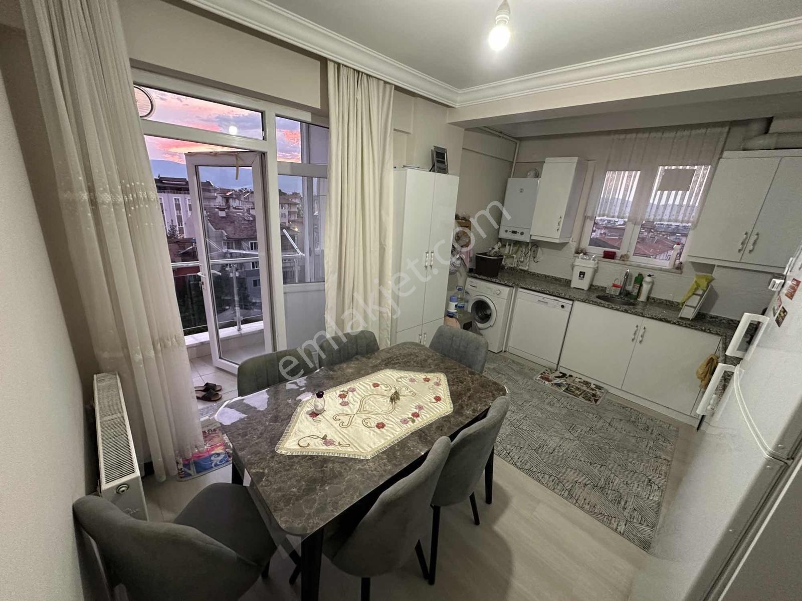 Akaylar Gayrimenkulden Cadde Üzeri Satılık 2+1 Daire - Görsel 13