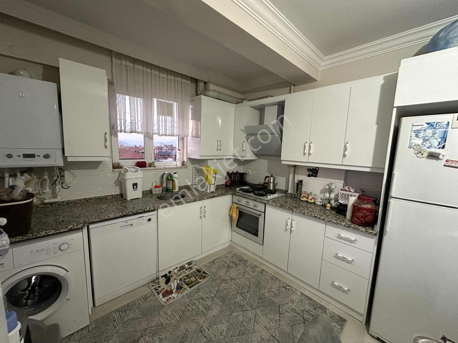 Akaylar Gayrimenkulden Cadde Üzeri Satılık 2+1 Daire - Görsel 35