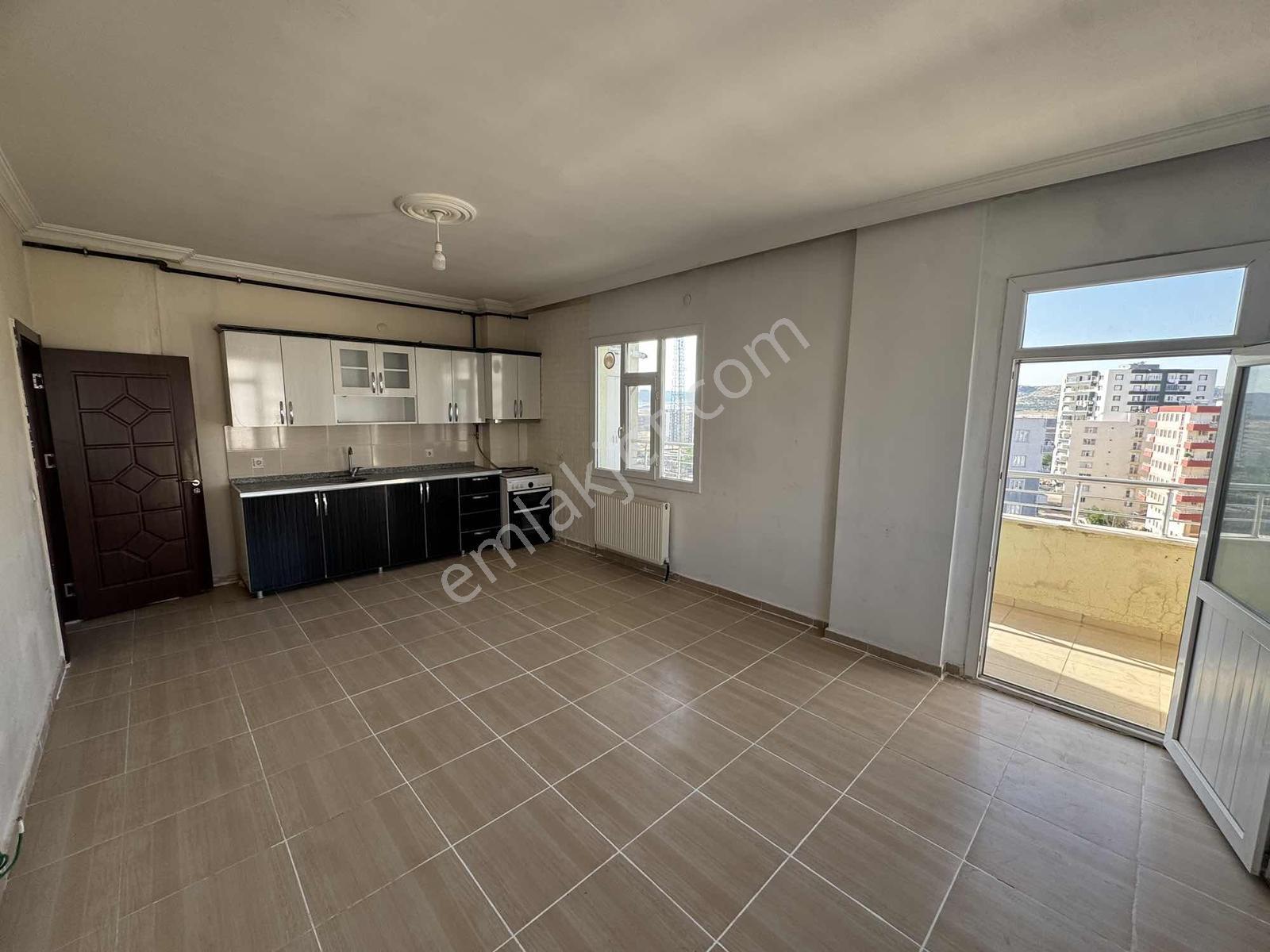 Ada Emlaktan Kiralık 2+1 Daire | Ana Cadde Üzerinde | Merkezi K - Görsel 7