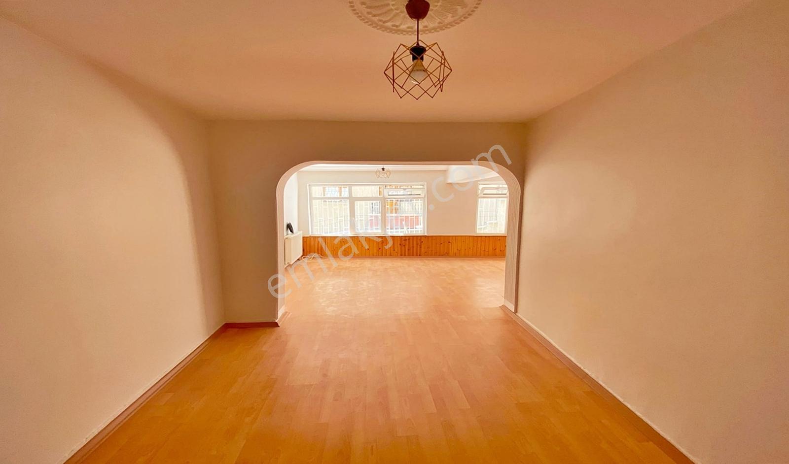 Yasa'dan 19 Mayıs'da Cadde Yakını Aileye Uygun 2+1 Kiralık Daire - Görsel 13