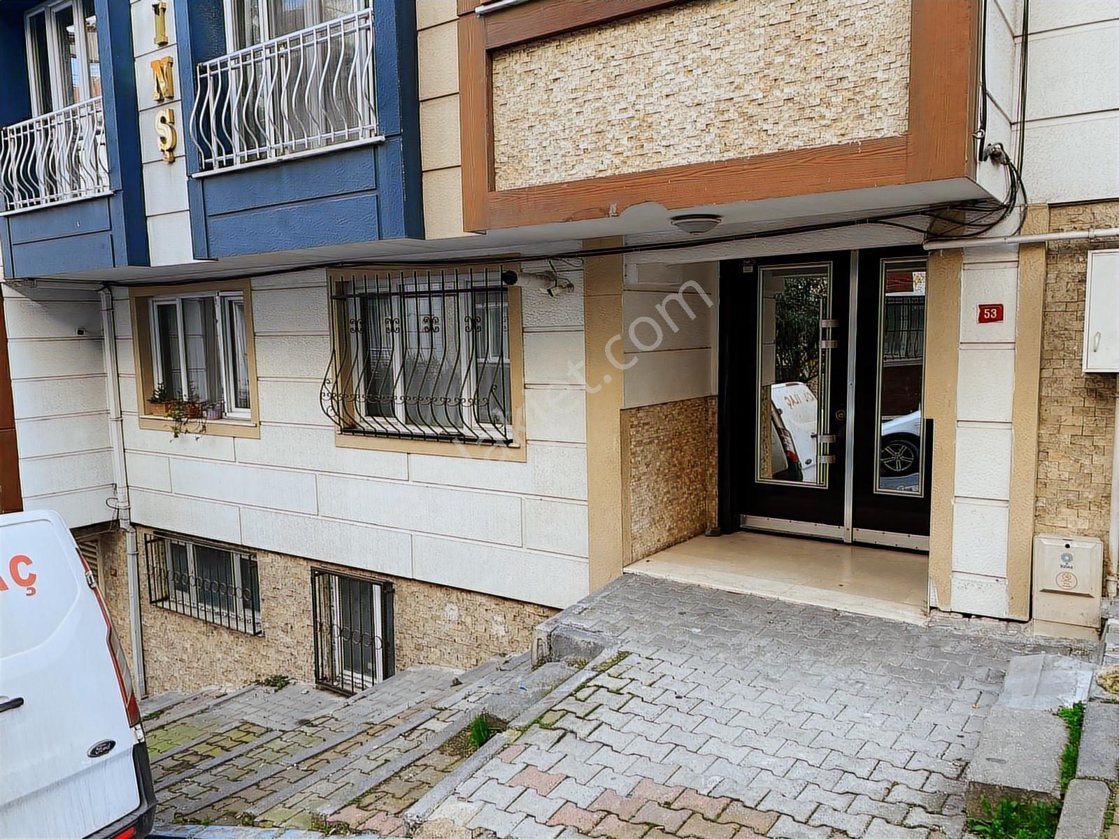 Muğla Emlaktan Gönenli Cami Yakını 60m 1+1 İskanlı Düz Giriş