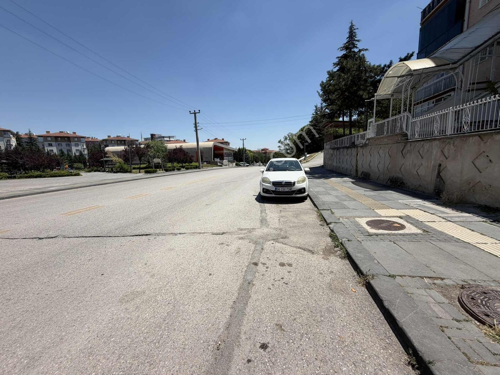 A L C Den Gop Mahallesinde Cadde Üstü Ara Katta 3+1 Satılık - Görsel 32