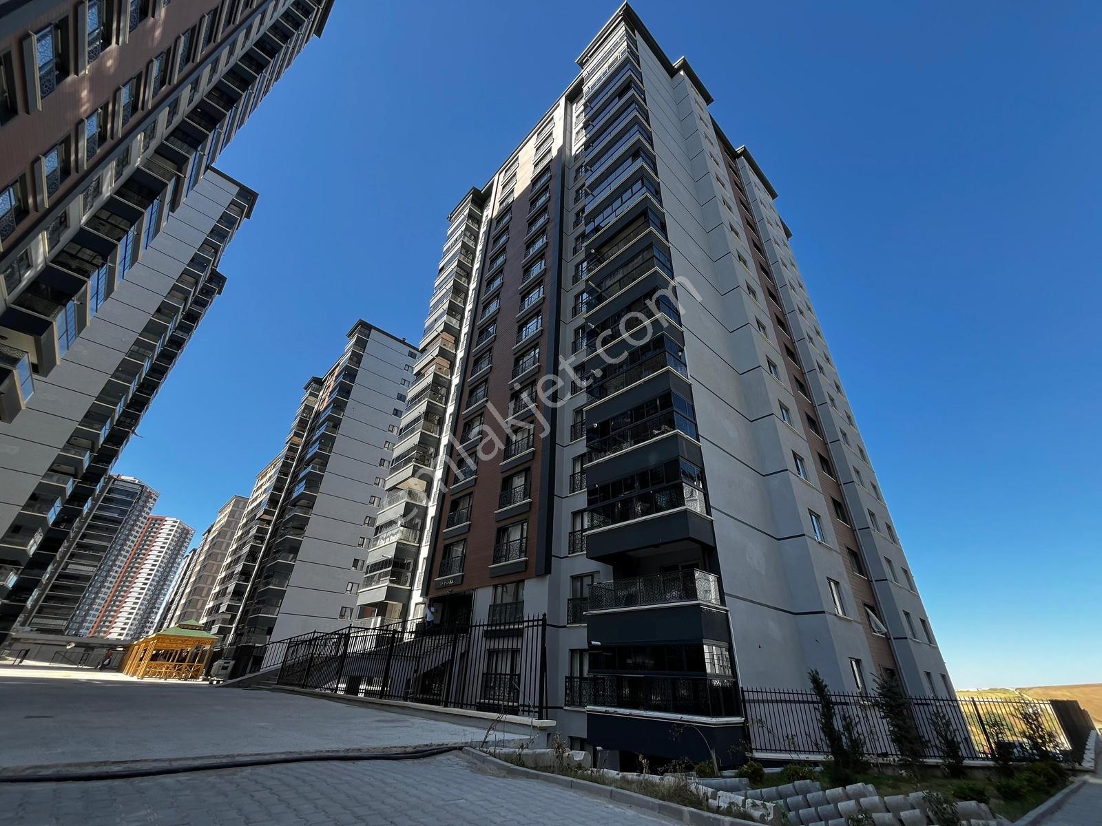 Vadi Manzara 3. Etap D Blok Peyzaj Manzaralı Satılık 3+1 Daire - Görsel 28
