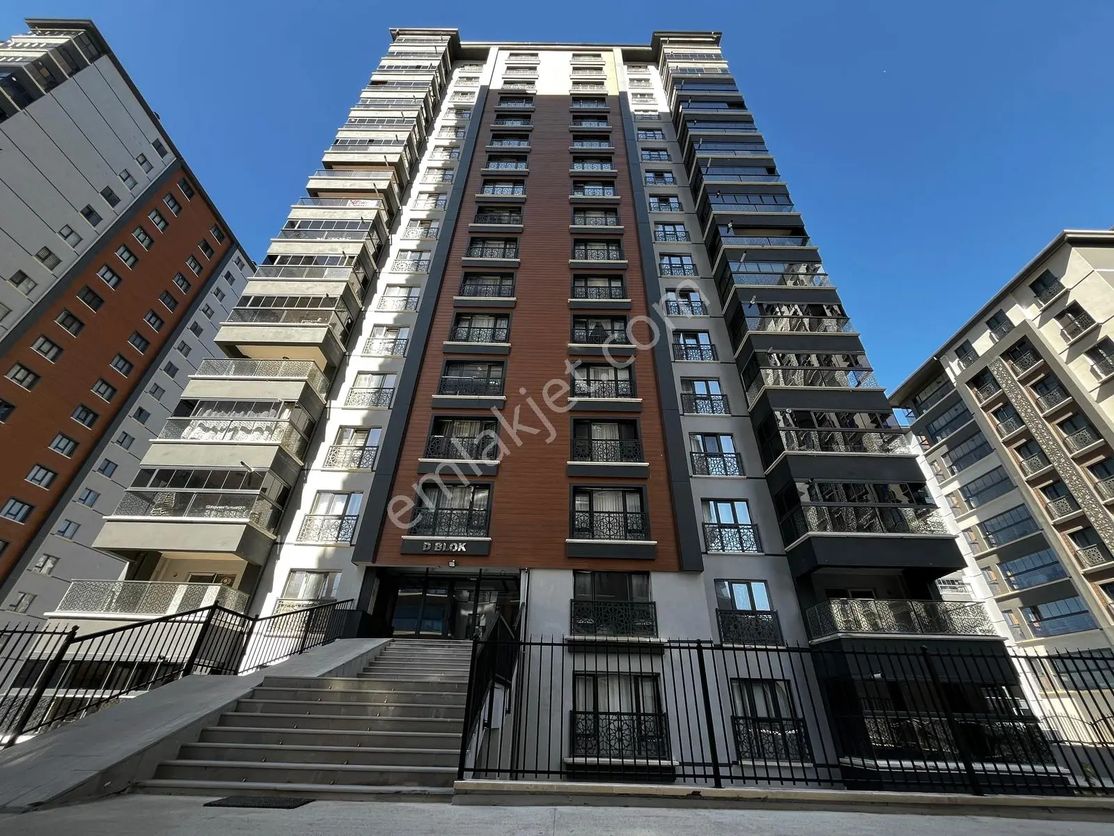 Vadi Manzara 3. Etap D Blok Peyzaj Manzaralı Satılık 3+1 Daire