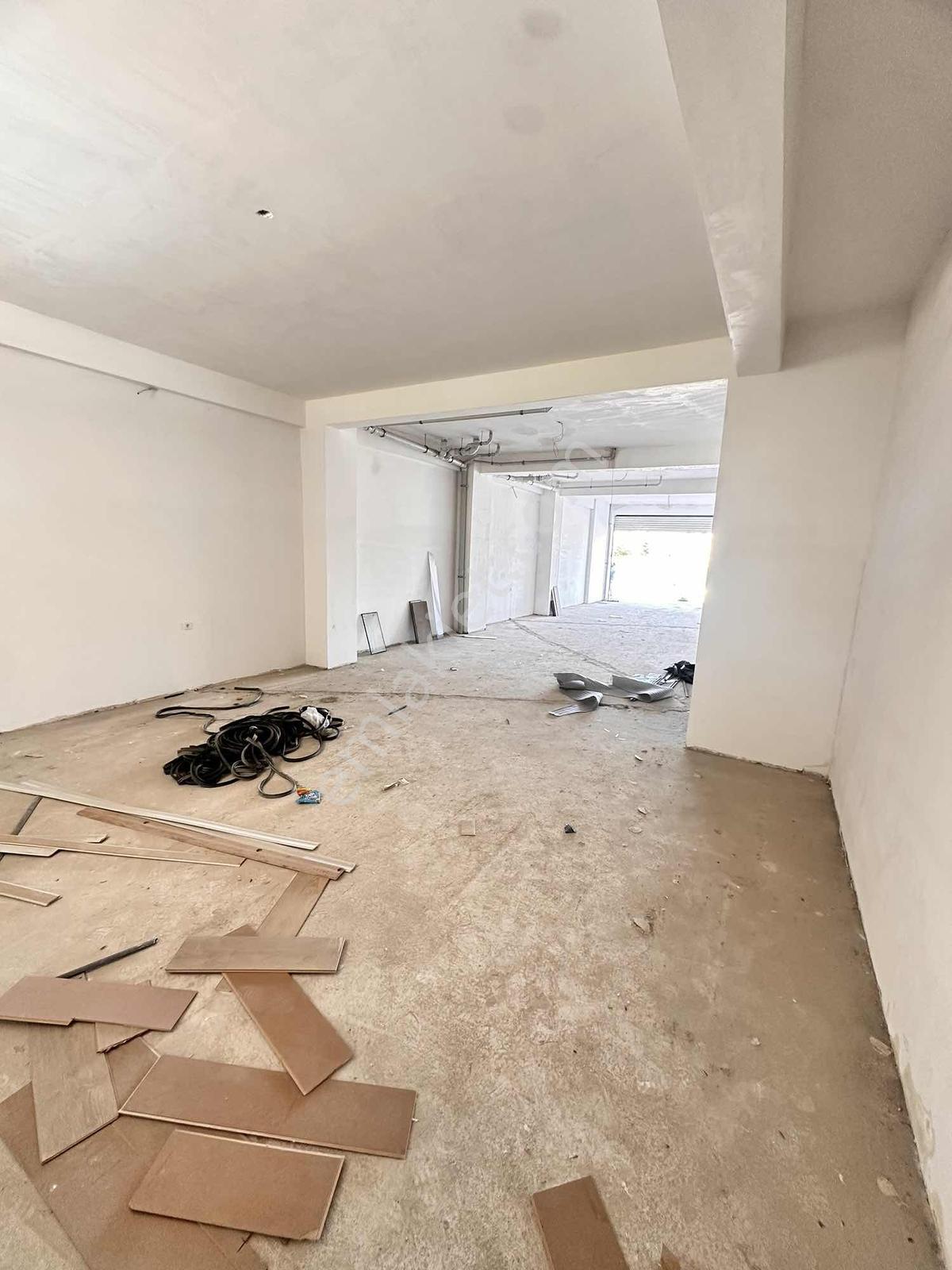 New Gayrımenkül Den Bacalı Bodrumlu Kiralık Dükkan - Görsel 23