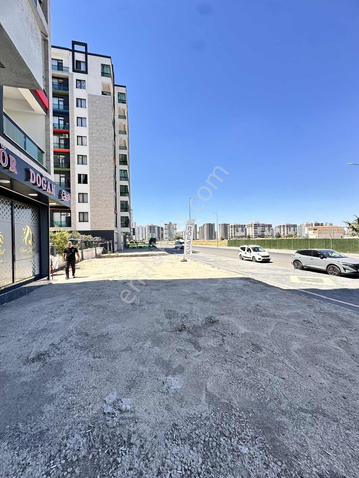 New Gayrımenkül Den Bacalı Bodrumlu Kiralık Dükkan - Görsel 9