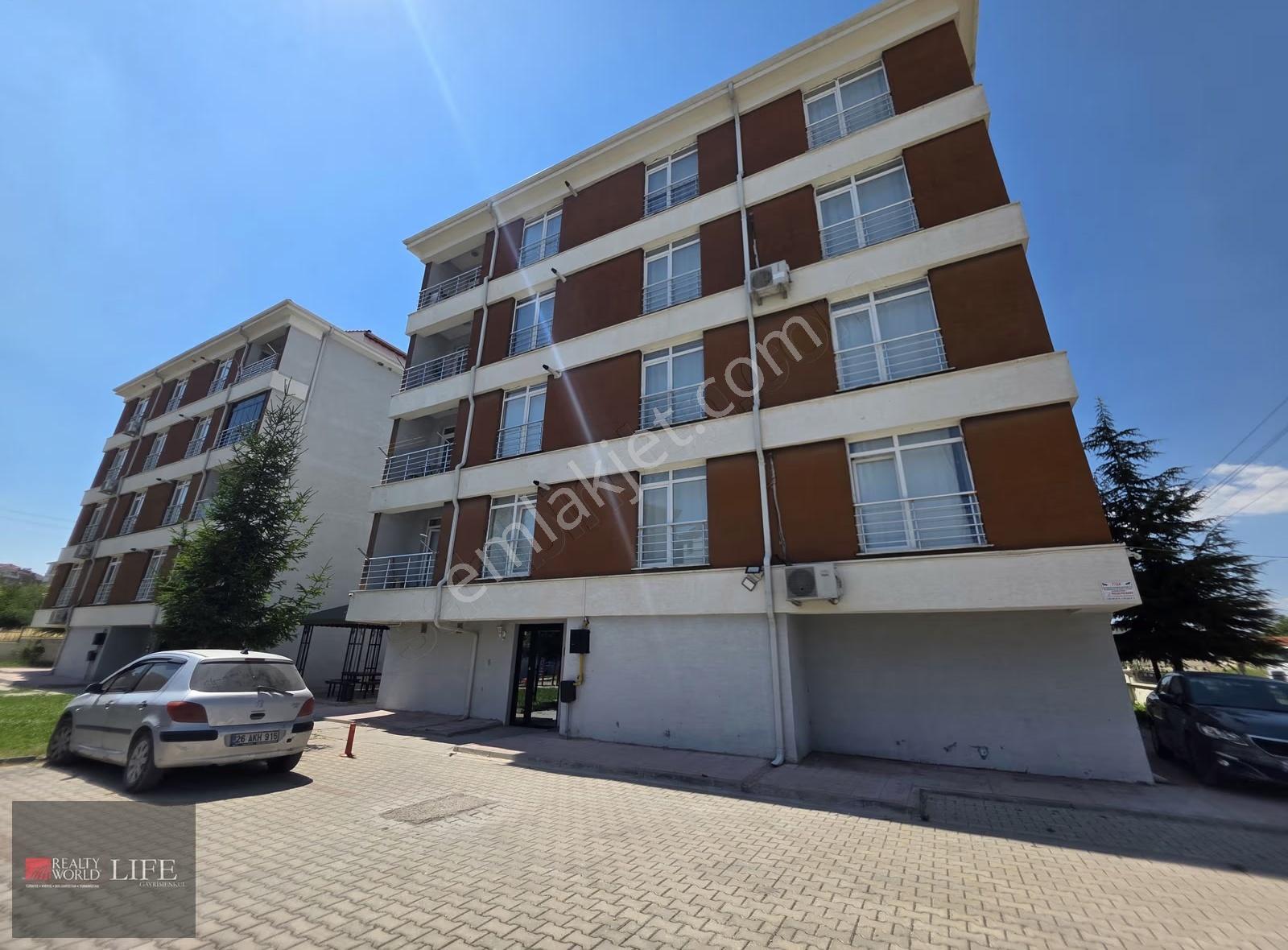Rw Lıfe // Emek Mahallesi Site İçi Asansörlü Satılık 2+1 Daire - Görsel 4