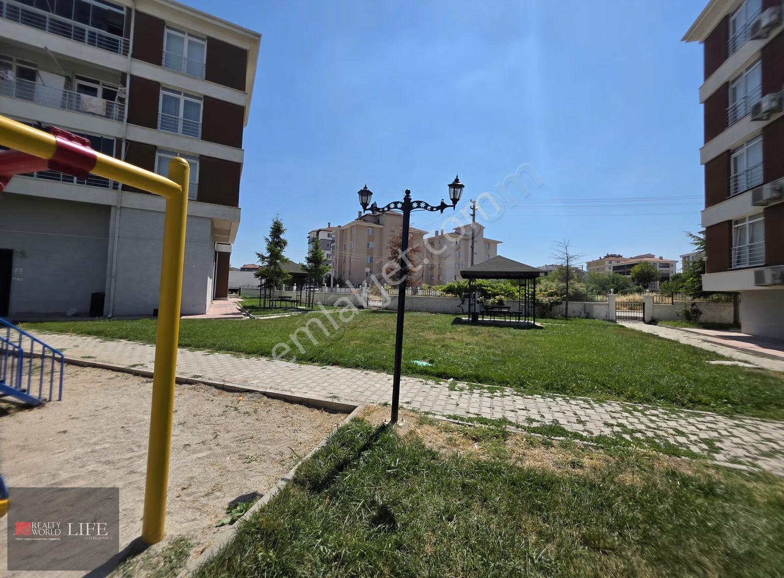 Rw Lıfe // Emek Mahallesi Site İçi Asansörlü Satılık 2+1 Daire - Görsel 18