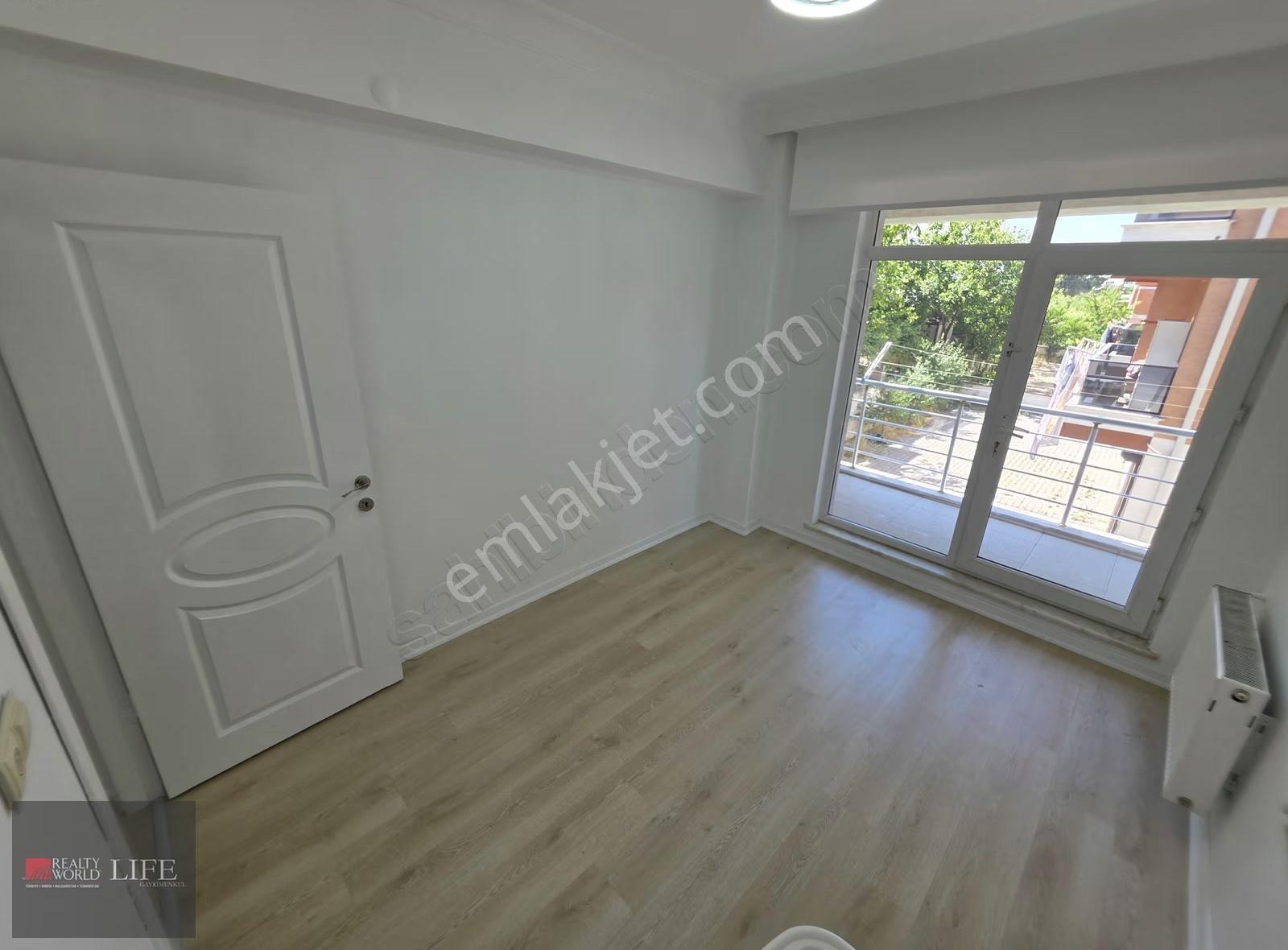Rw Lıfe // Emek Mahallesi Site İçi Asansörlü Satılık 2+1 Daire - Görsel 32
