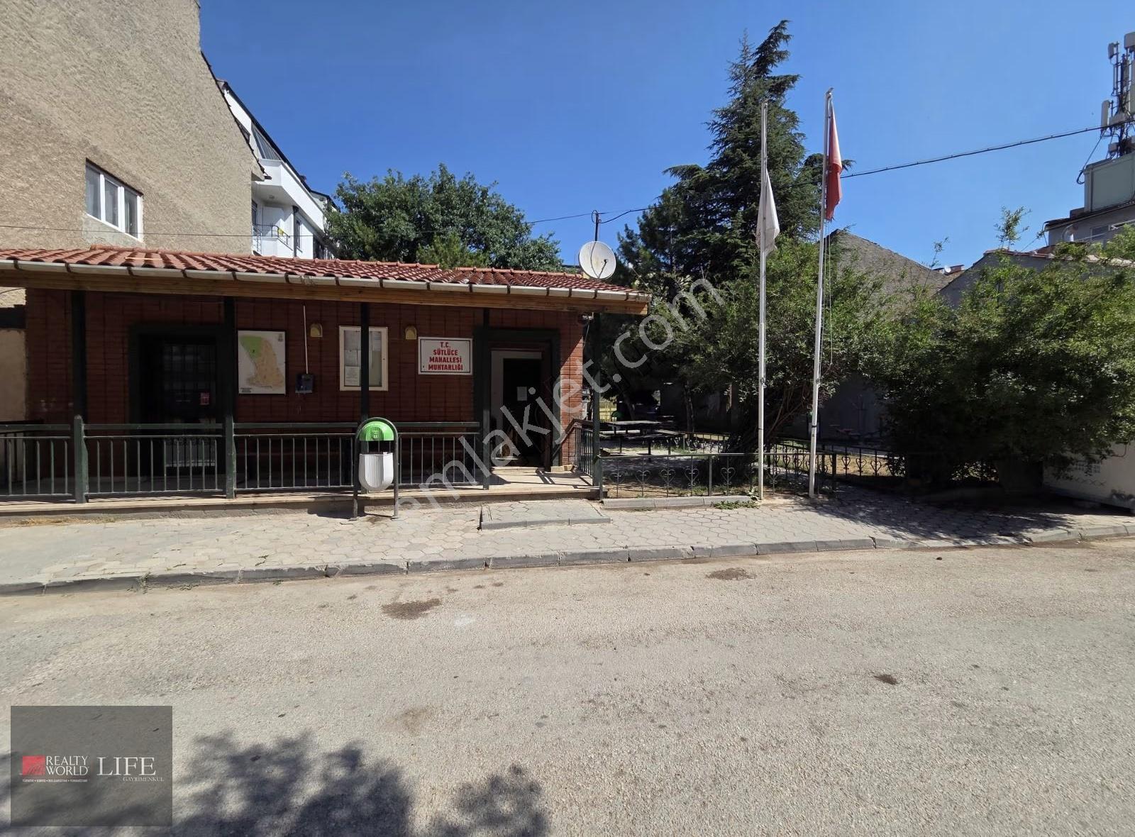 Rw Lıfe // Sütlüce Üniversite Arkası Köşe Bina 1+1 Satılık Daire - Görsel 6