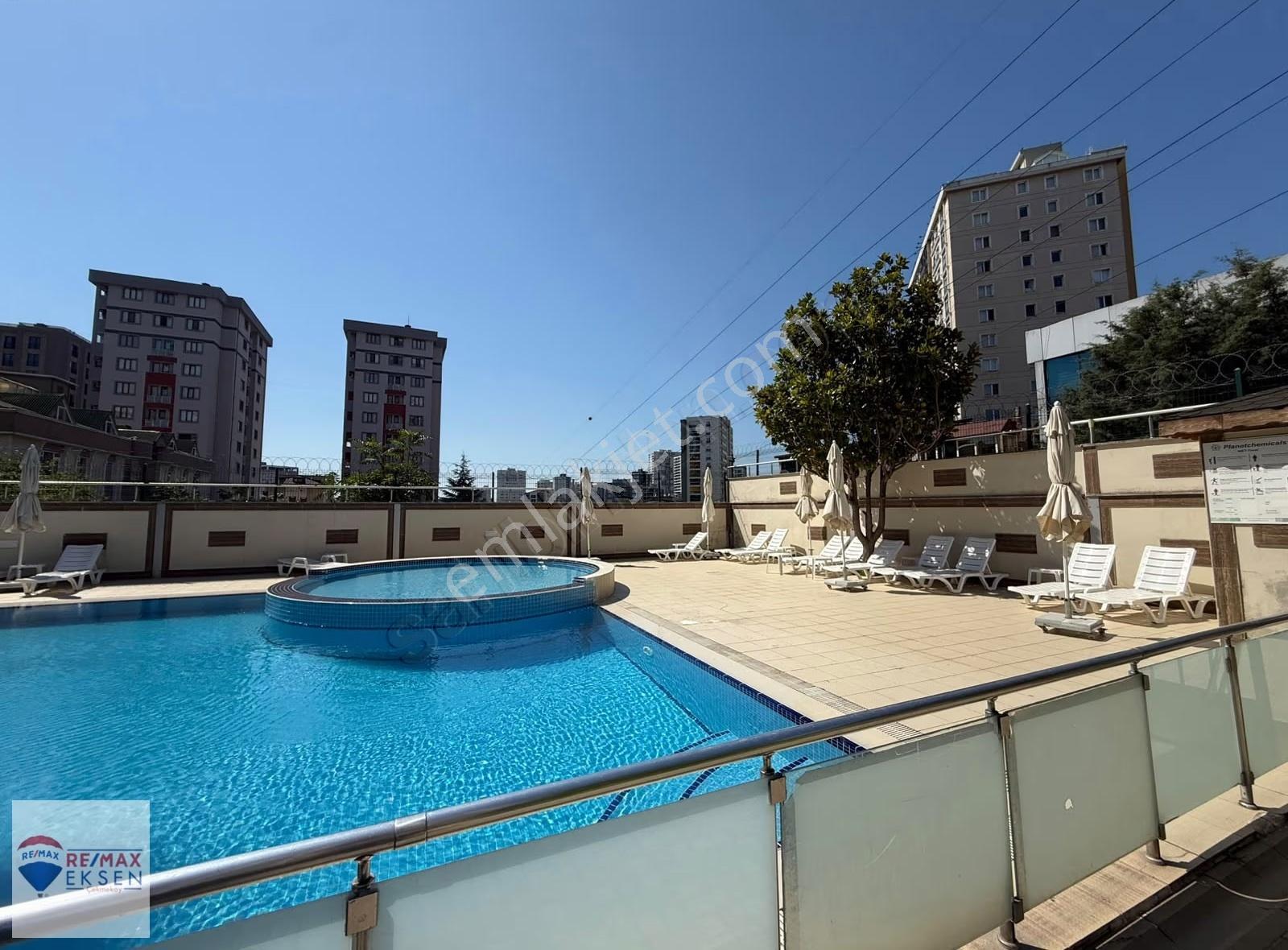Havuzlu Kapalı Otoparklı Sitede 3+1 Satılık Daire - Görsel 20