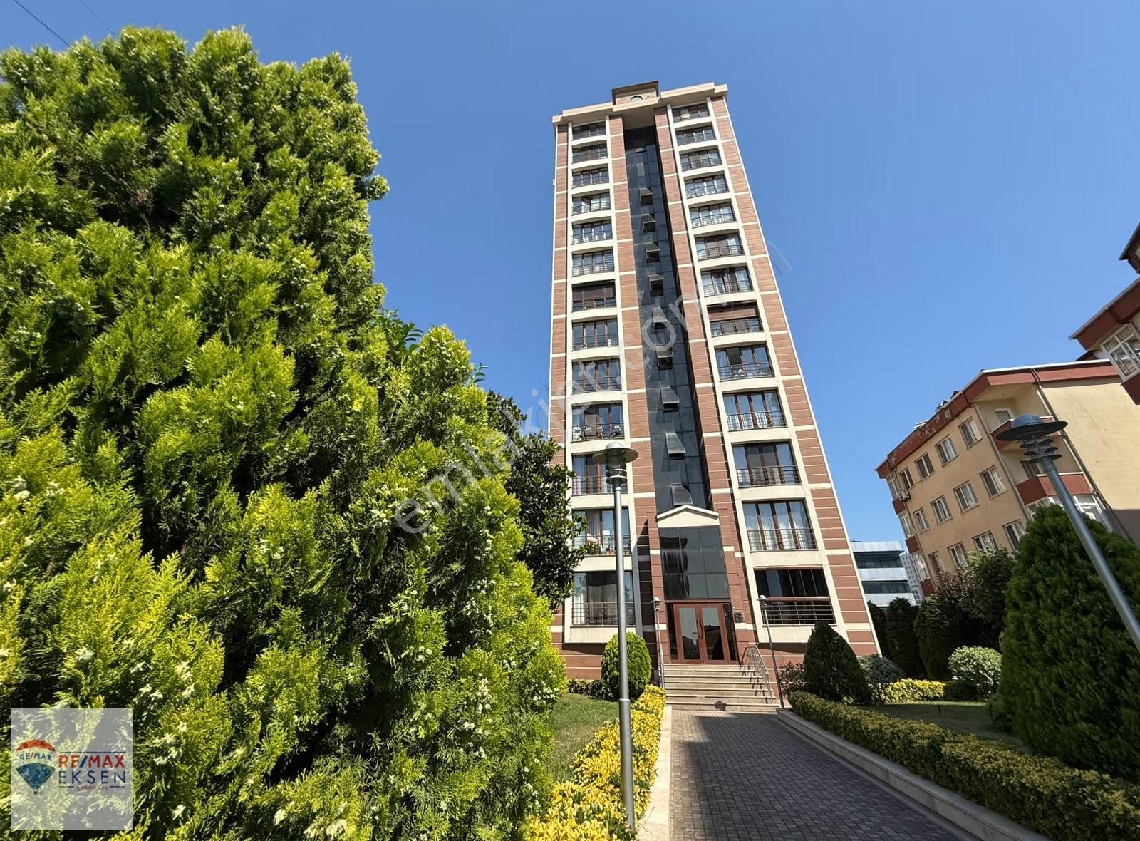 Havuzlu Kapalı Otoparklı Sitede 3+1 Satılık Daire - Görsel 24