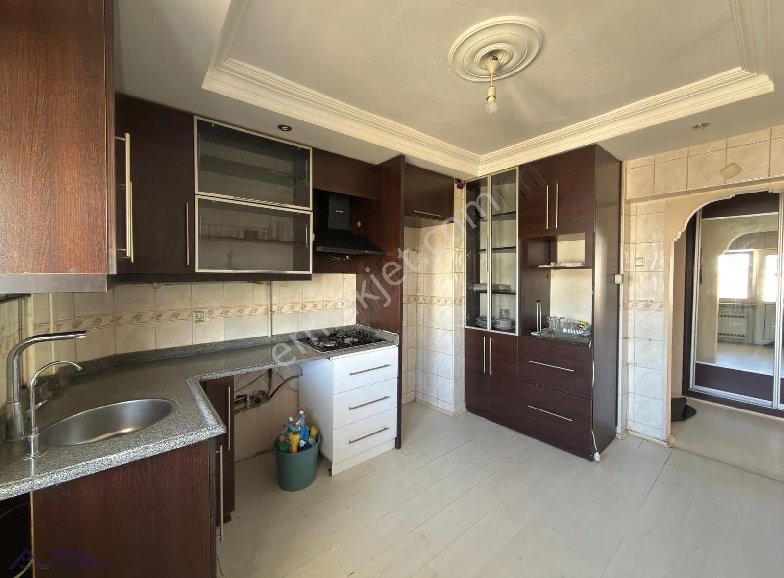Dur-al Gayrimenkul'den Ulus Caddesi Üzerinde Kiralık 3+1 Daire - Görsel 12