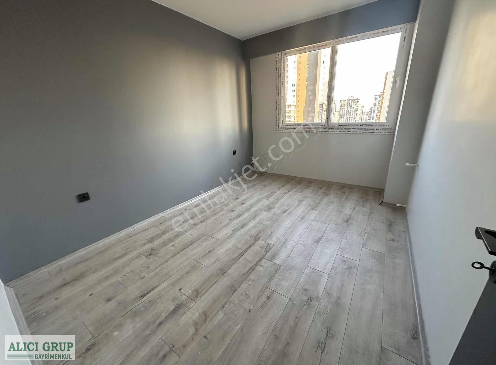 #macera Park Önü İskanlı Site İçi Satılık 1+1 Daire - Görsel 2