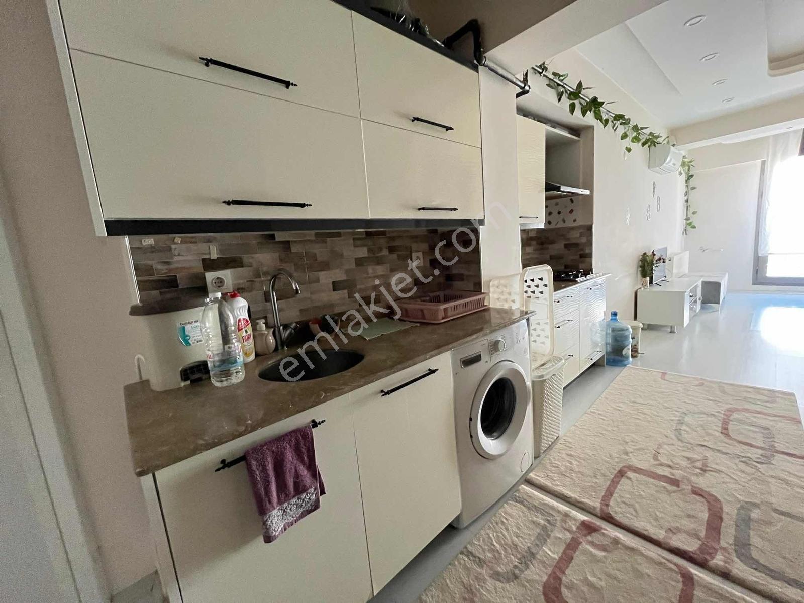 Asil Emlak'tan Muradiye'de 1+1 Eşyalı,klimalı Daire - Görsel 3
