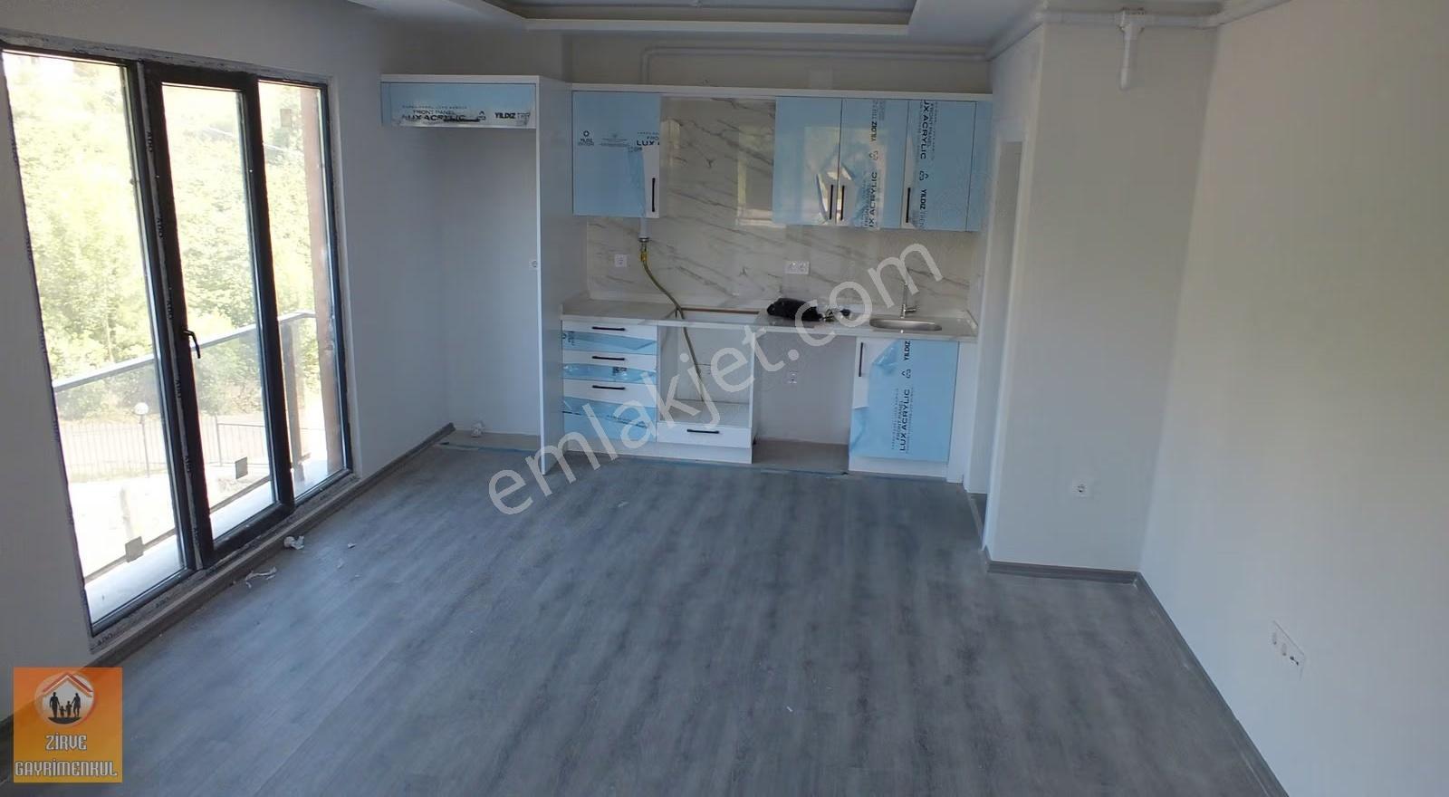 2 Nolu Bostancı Kiralık 2+1 100m2 2. Kat Sıfır Daire - Görsel 4