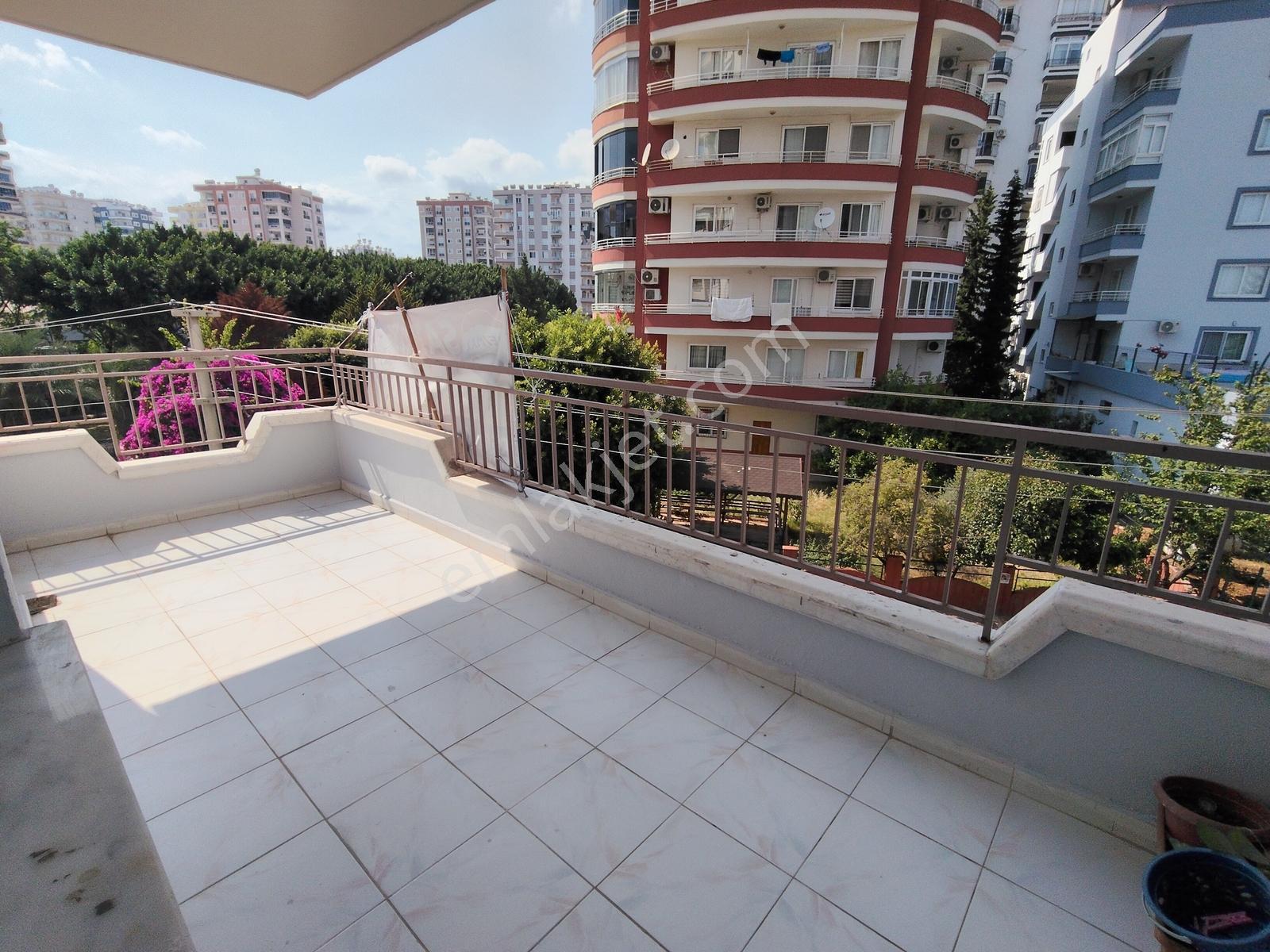 Remax Toros'tan Mezitli Menderes Mahallesinde Satılık Ferah 3+1 - Görsel 12