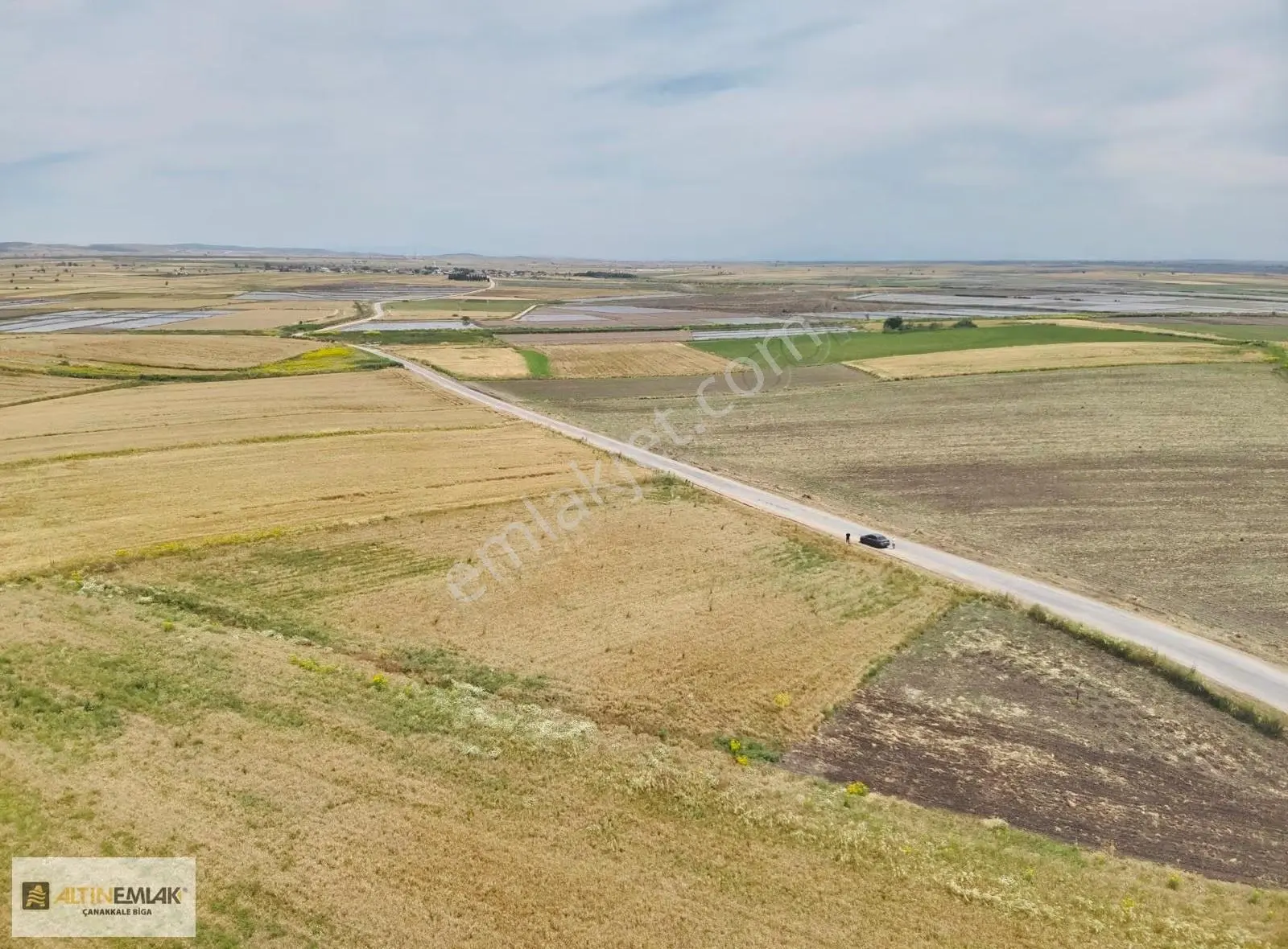 Biga Yeniçiftlikte Köye Ve Yola Yakın Satılık 4.701 M² Tarla - Görsel 4