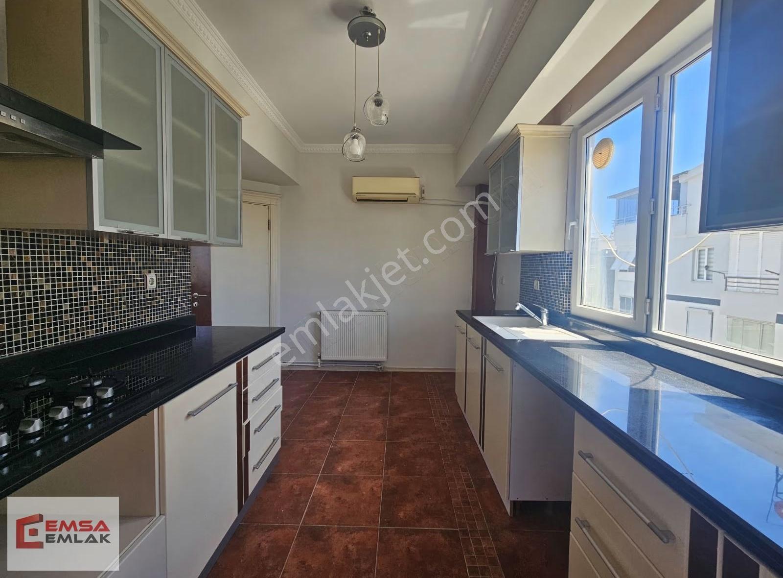 Çağlayanda Doğalgaz Ve Klimalı 5+1 Bakımlı Kiralık Dubleks Daire - Görsel 23