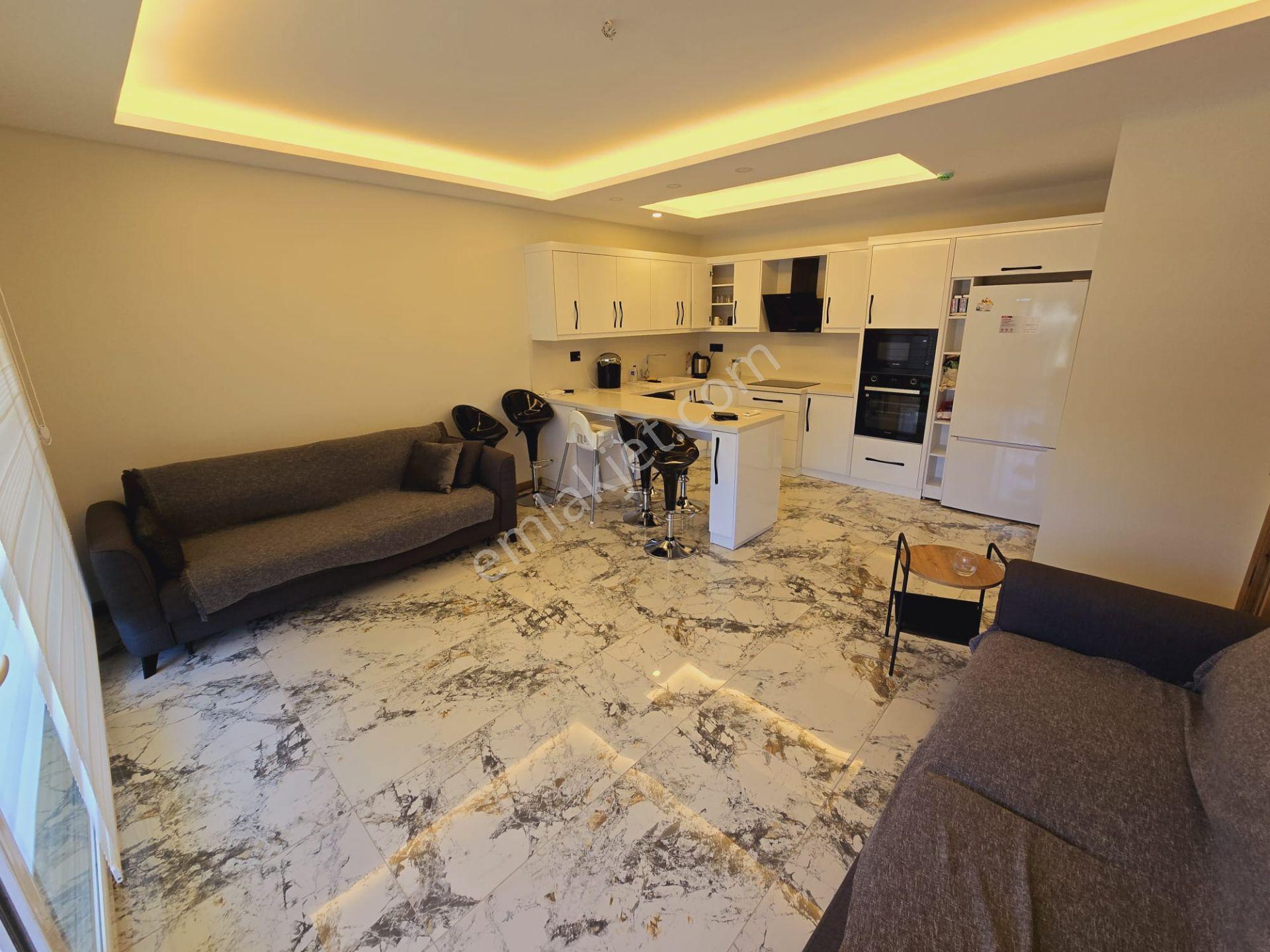 Sahıle Yakın-güvenlık-havuz-bahçe-otopark-yerden Isıtma Yeni-ultra Lüx-full Esyalı Kiralık Daire - Görsel 15
